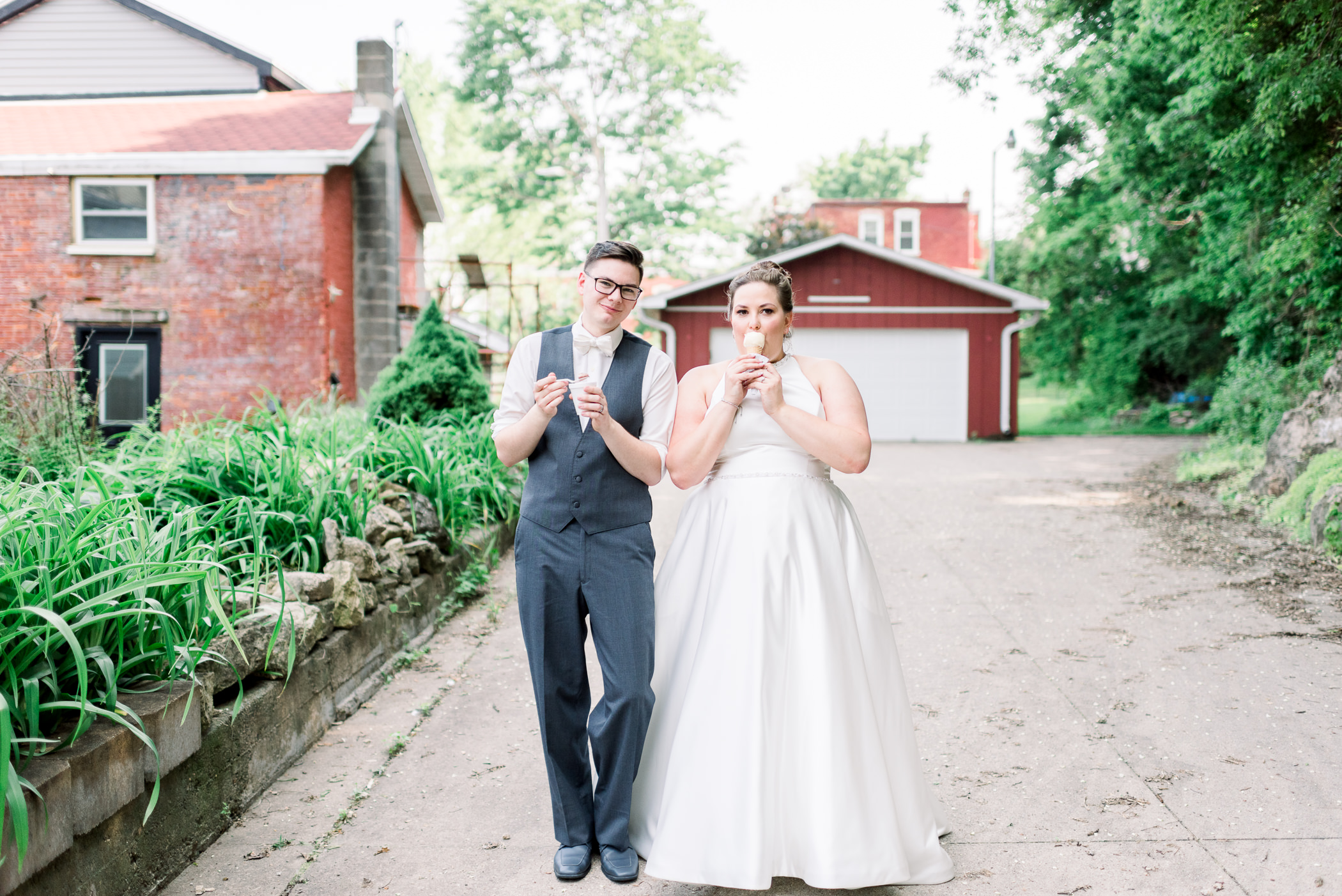 Grand River Center Dubuque Wedding Photographers