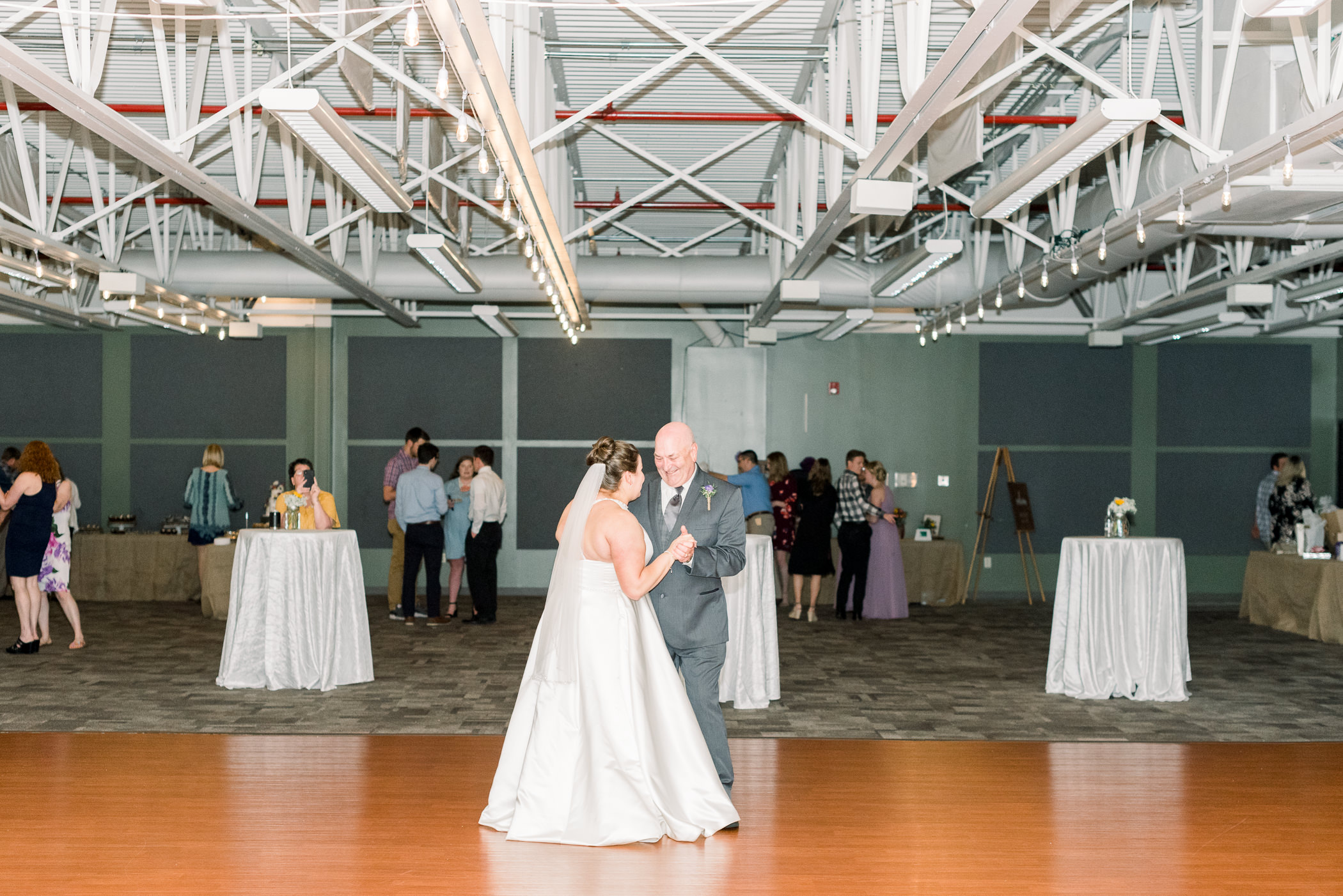 Grand River Center Dubuque Wedding Photographers