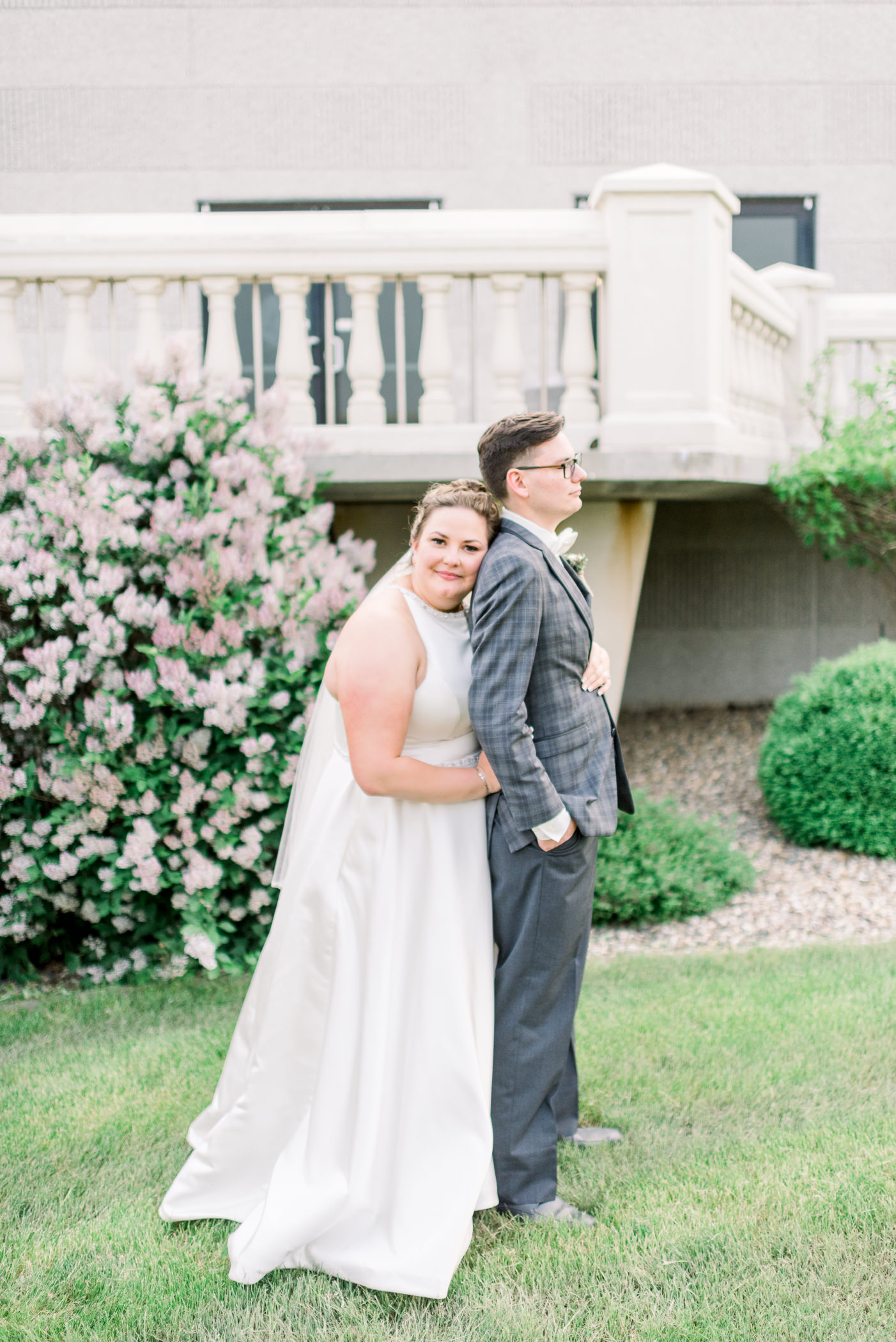 Grand River Center Dubuque Wedding Photographers