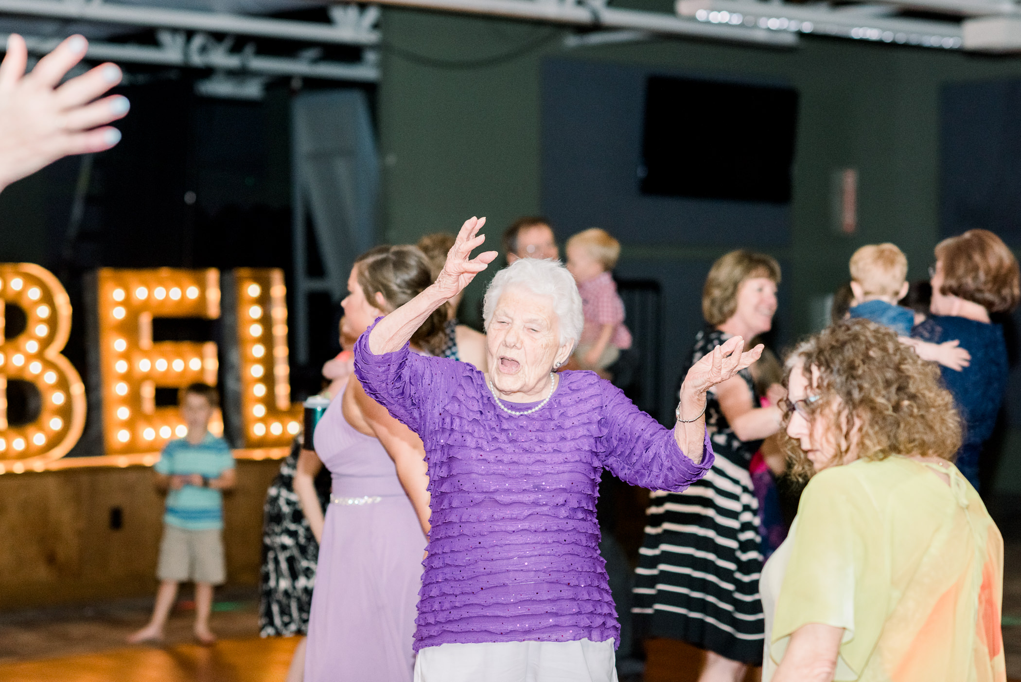 Grand River Center Dubuque Wedding Photographers