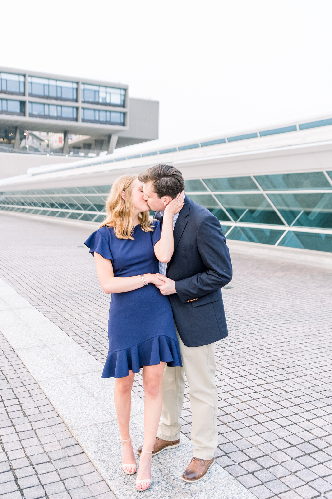 Milwaukee Art Museum Engagement Session