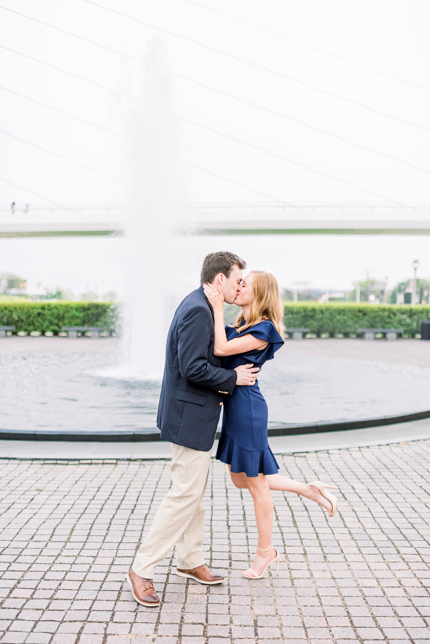 Milwaukee Art Museum Engagement Session