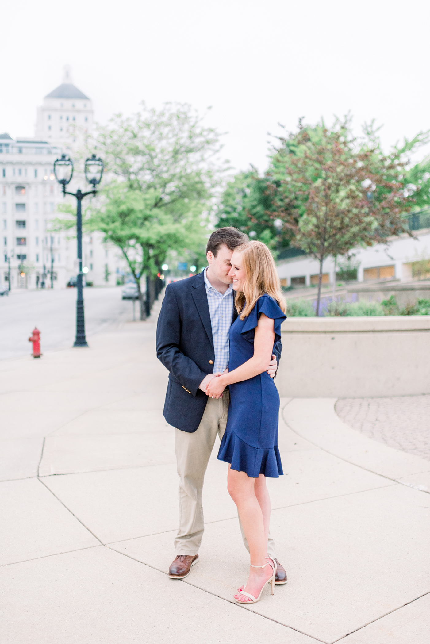 Milwaukee Art Museum Engagement Session