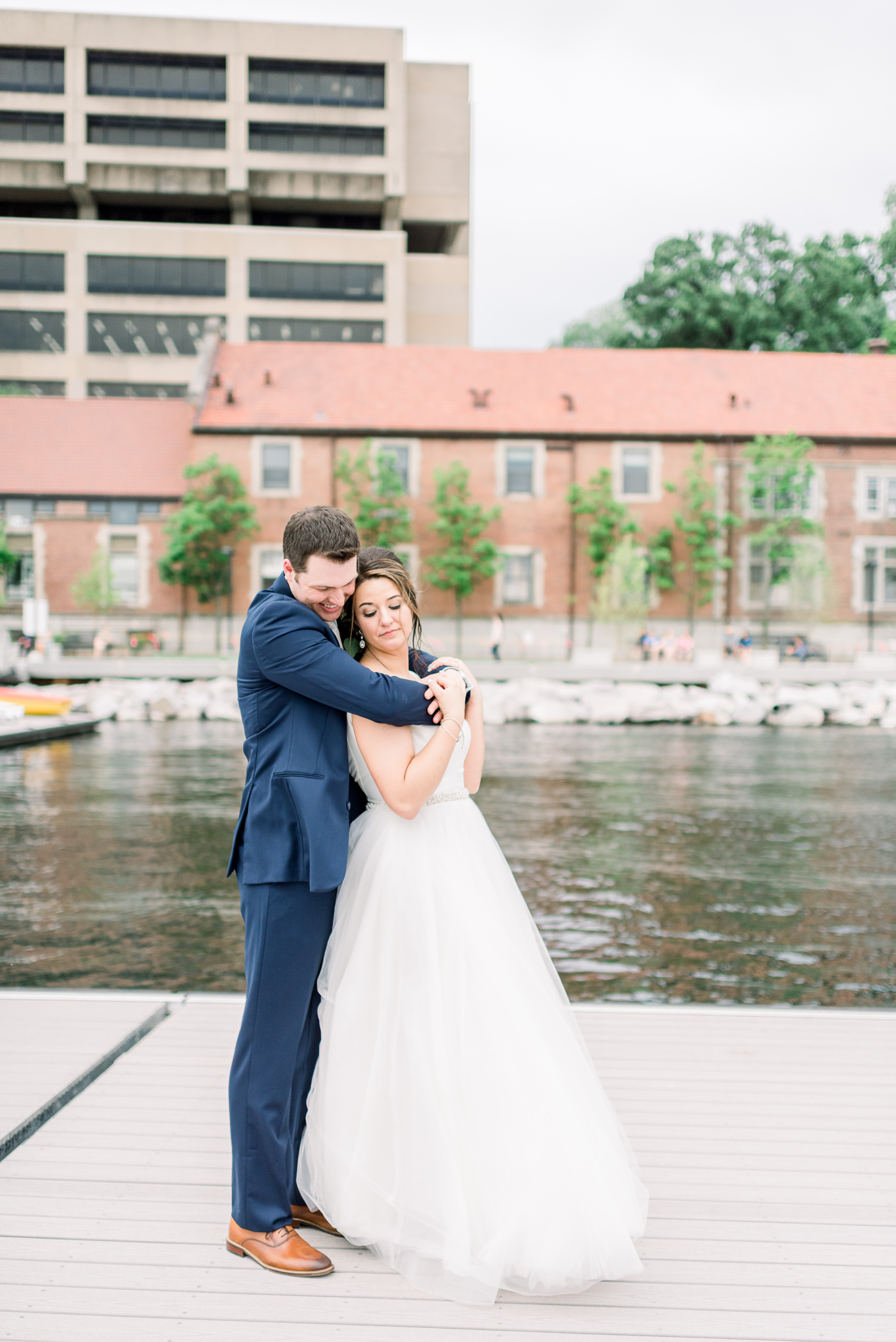 Union South Wedding Photographers - Larissa Marie Photography