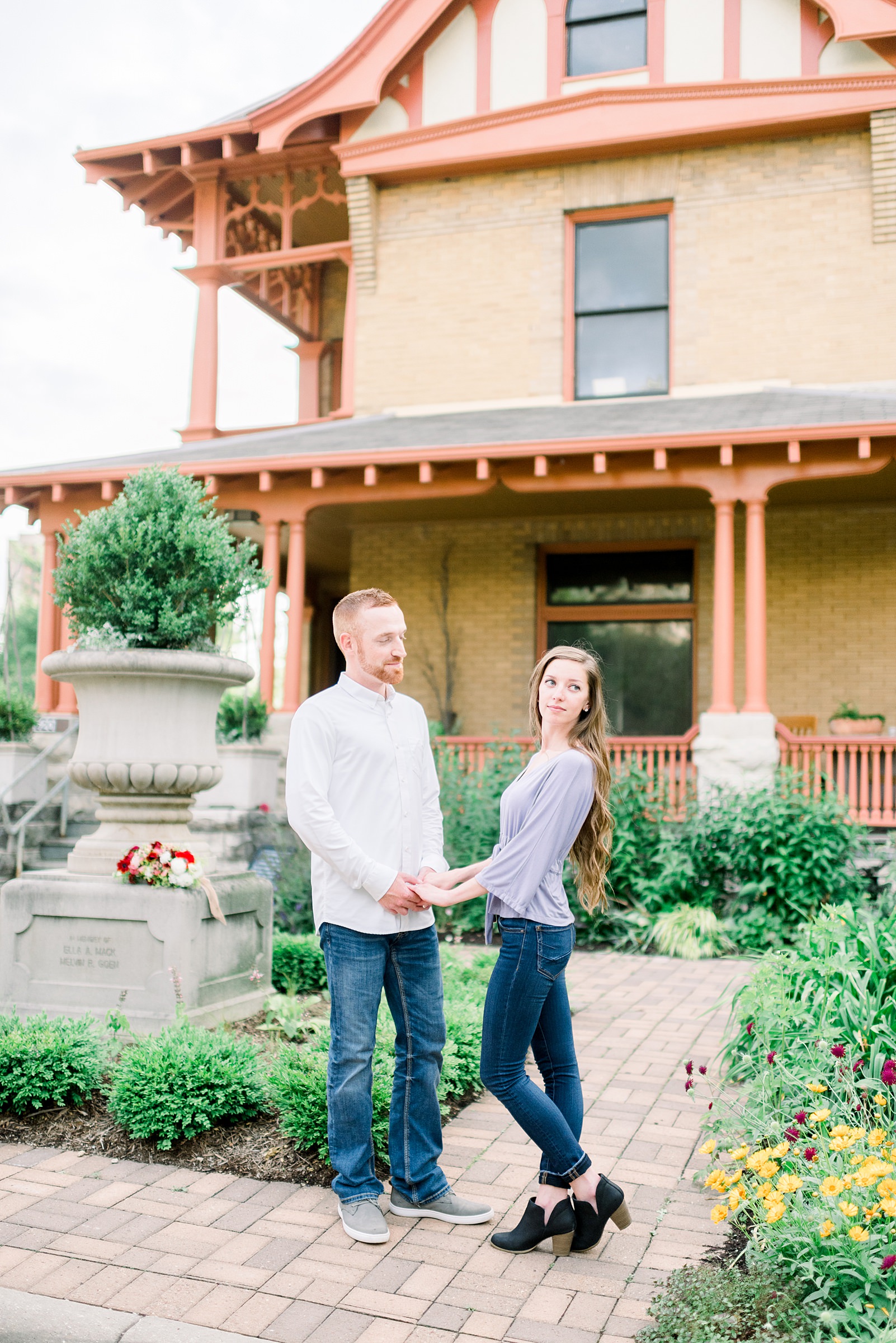 Allen Centennial Gardens Engagement Session