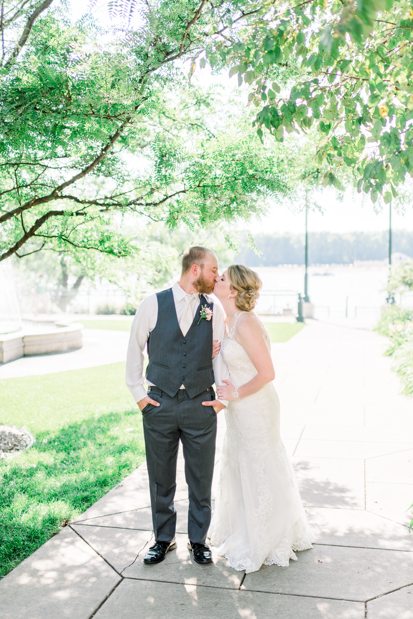 La Crosse, WI Wedding Photographers