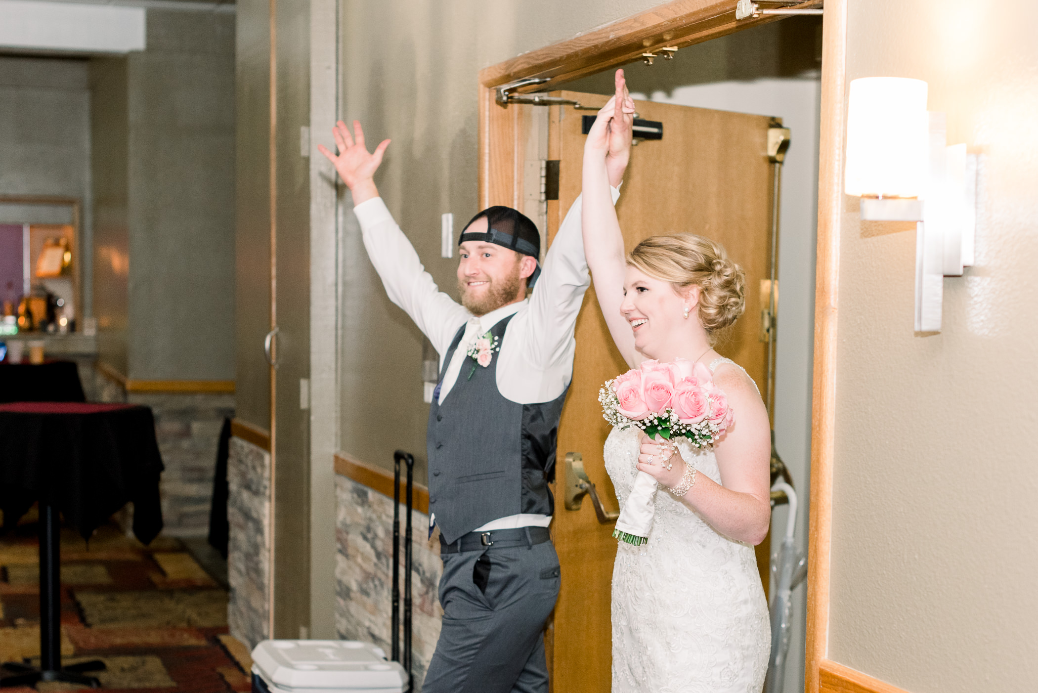 La Crosse, WI Wedding Photographers