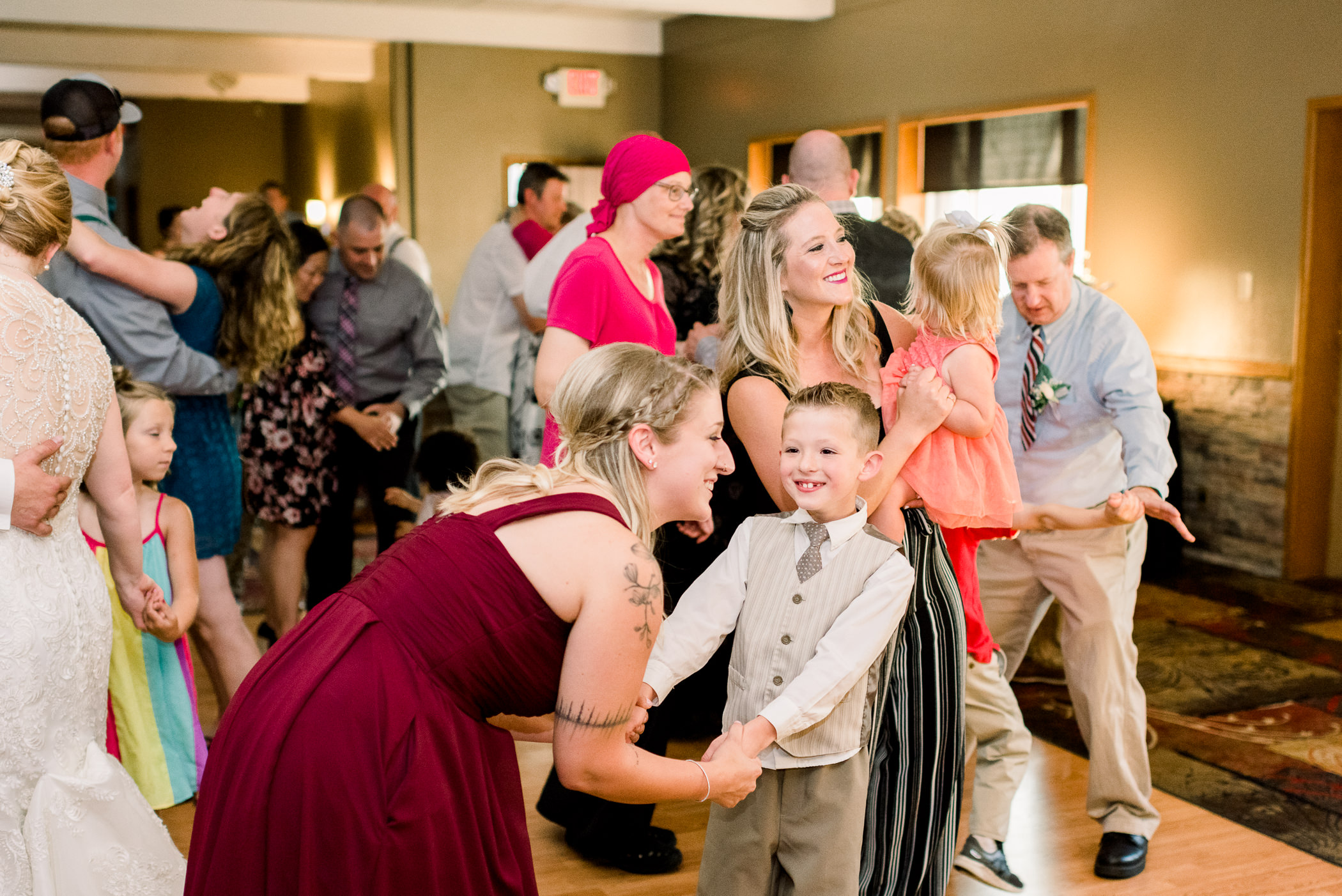 La Crosse, WI Wedding Photographers