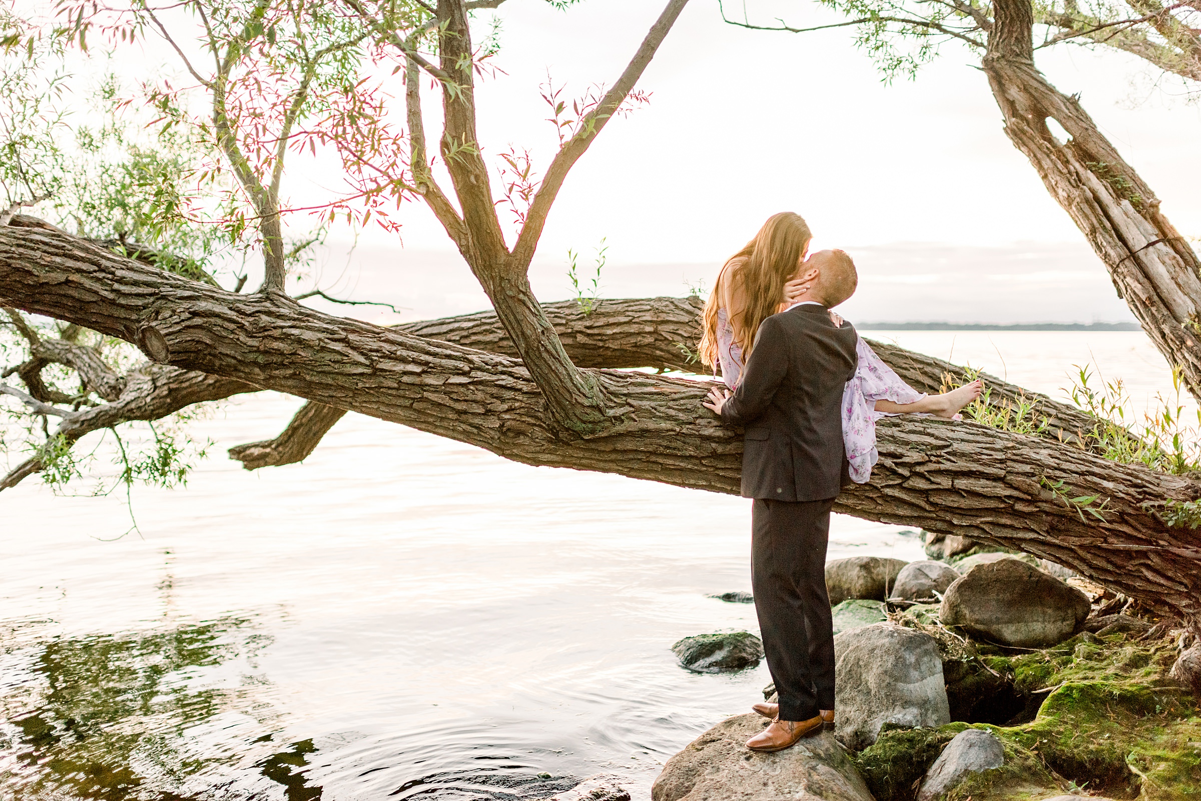 Allen Centennial Gardens Engagement Session