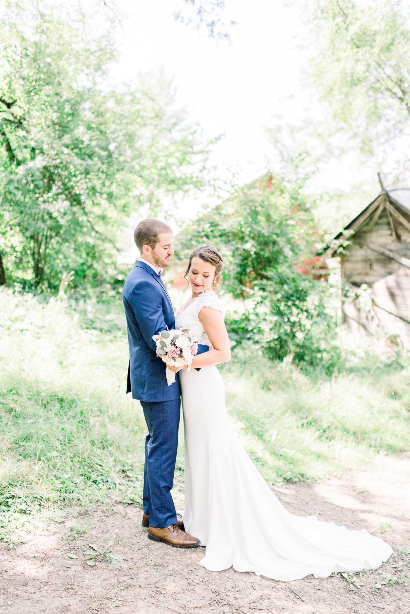 The Fields Reserve Wedding Day - Larissa Marie Photography