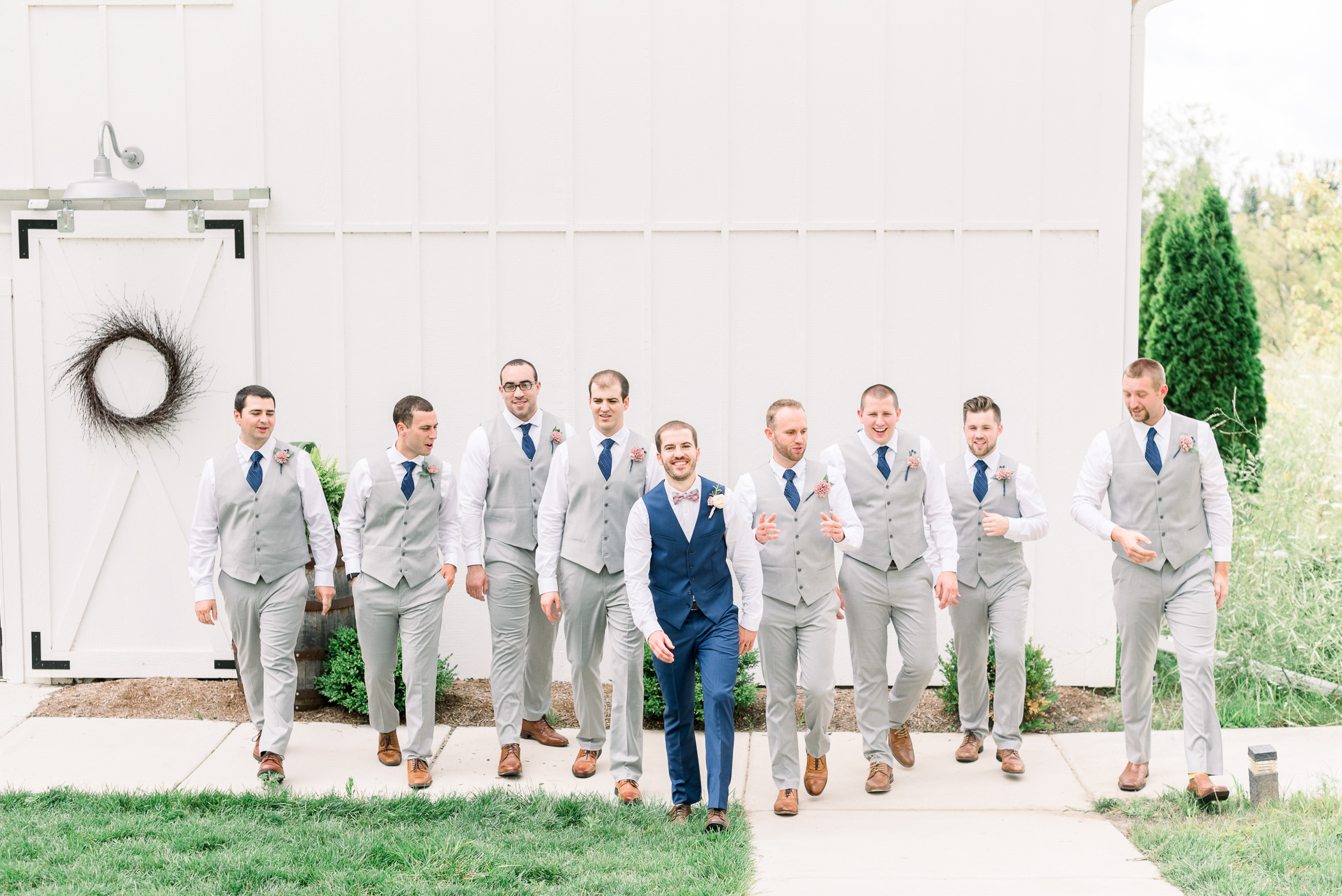 The Fields Reserve Wedding Day - Larissa Marie Photography