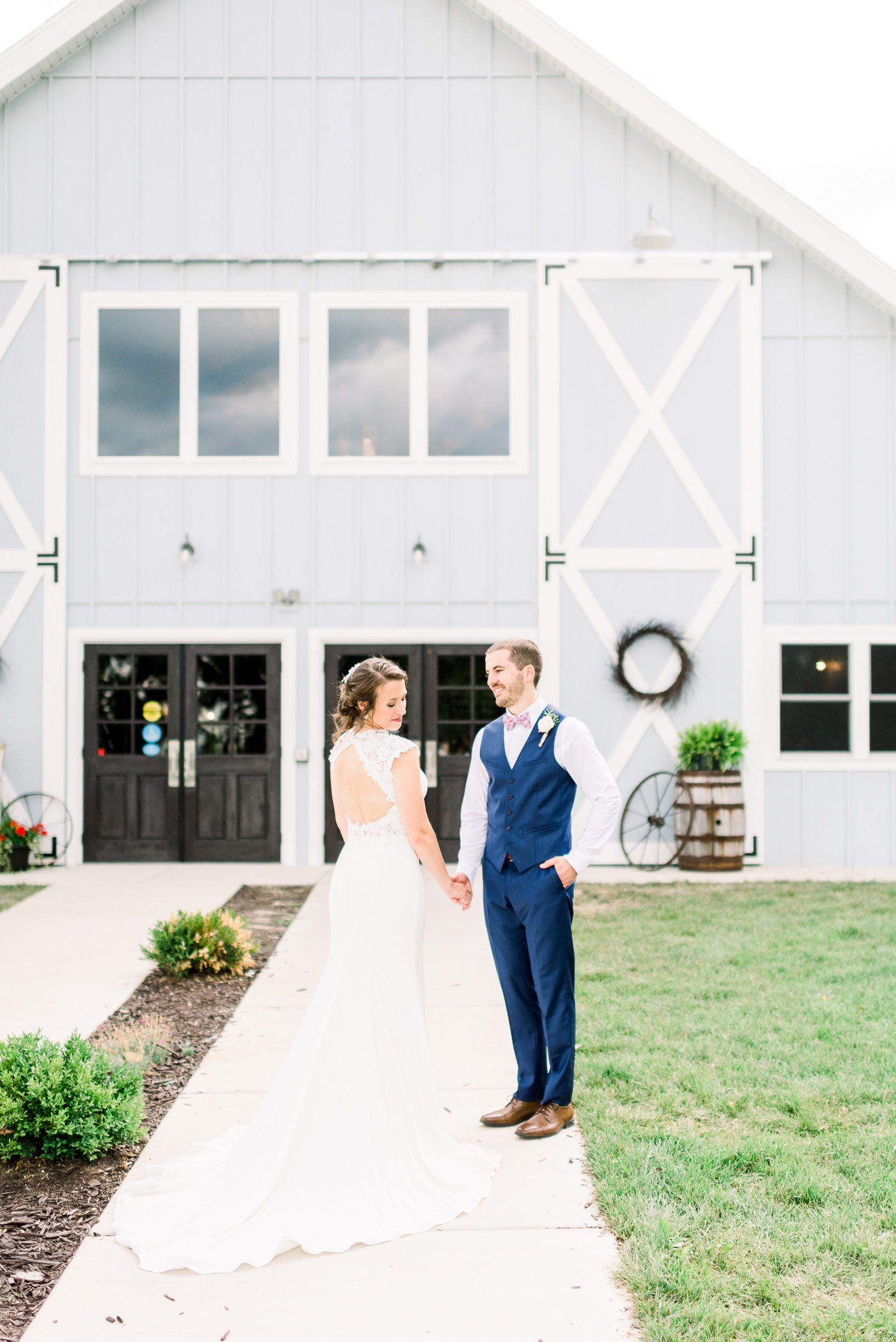 The Fields Reserve Wedding Day - Larissa Marie Photography