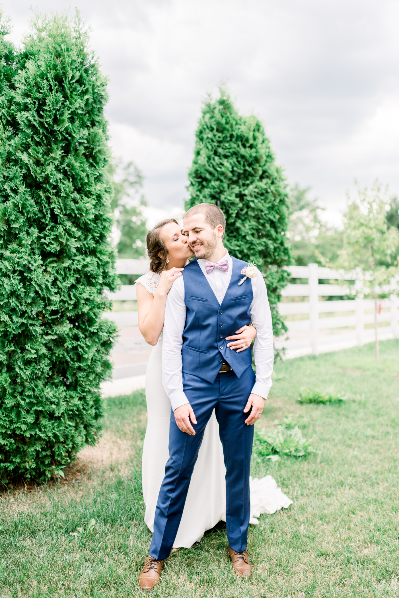 The Fields Reserve Wedding Day - Larissa Marie Photography