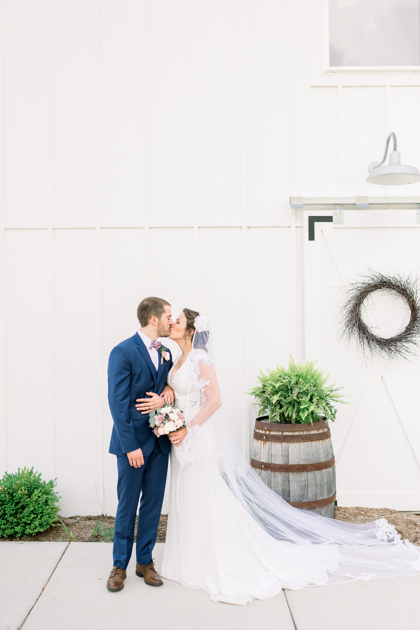 The Fields Reserve Wedding Day - Larissa Marie Photography