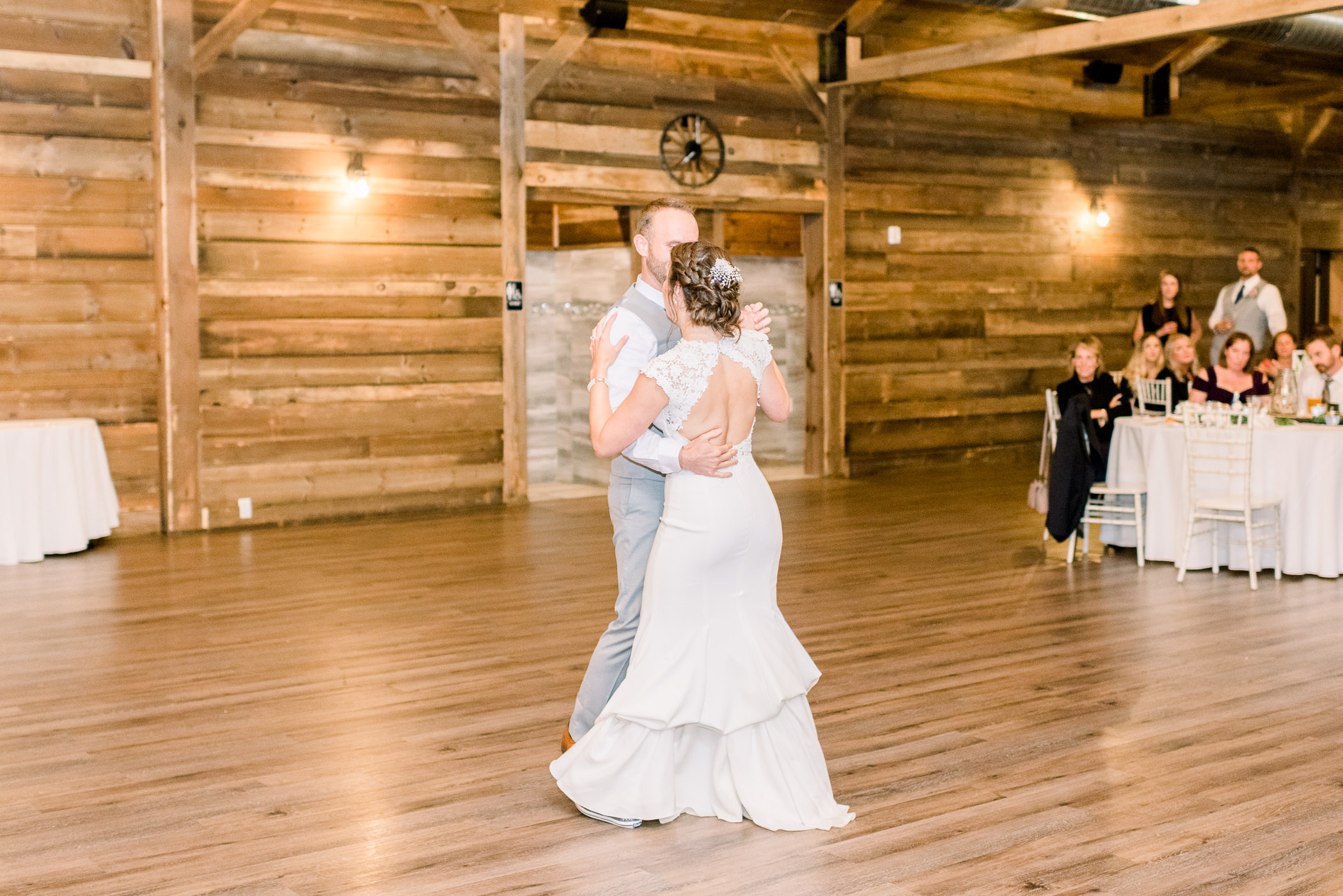 The Fields Reserve Wedding Day - Larissa Marie Photography