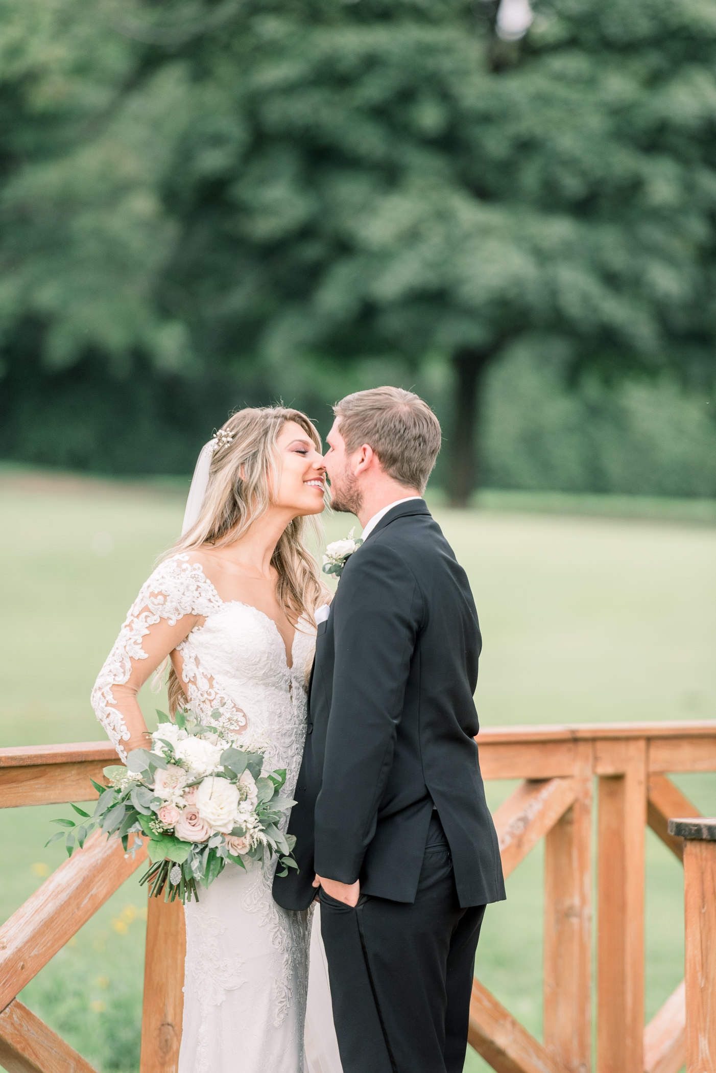 Itasca Country Club Wedding Photographers