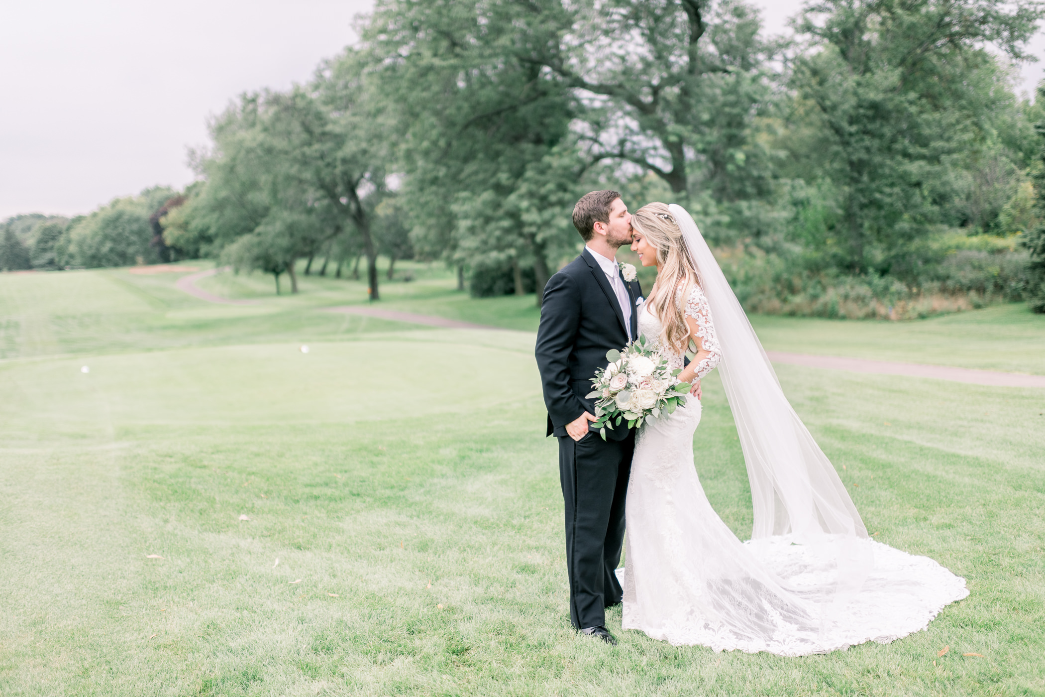 Itasca Country Club Wedding Photographers