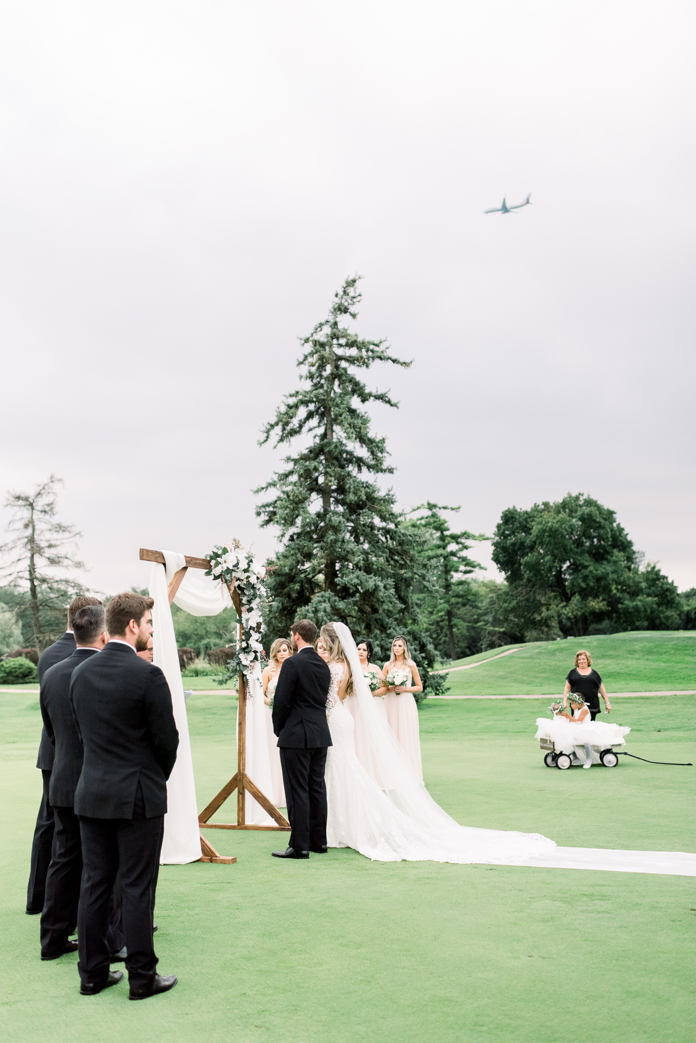 Itasca Country Club Wedding Photographers