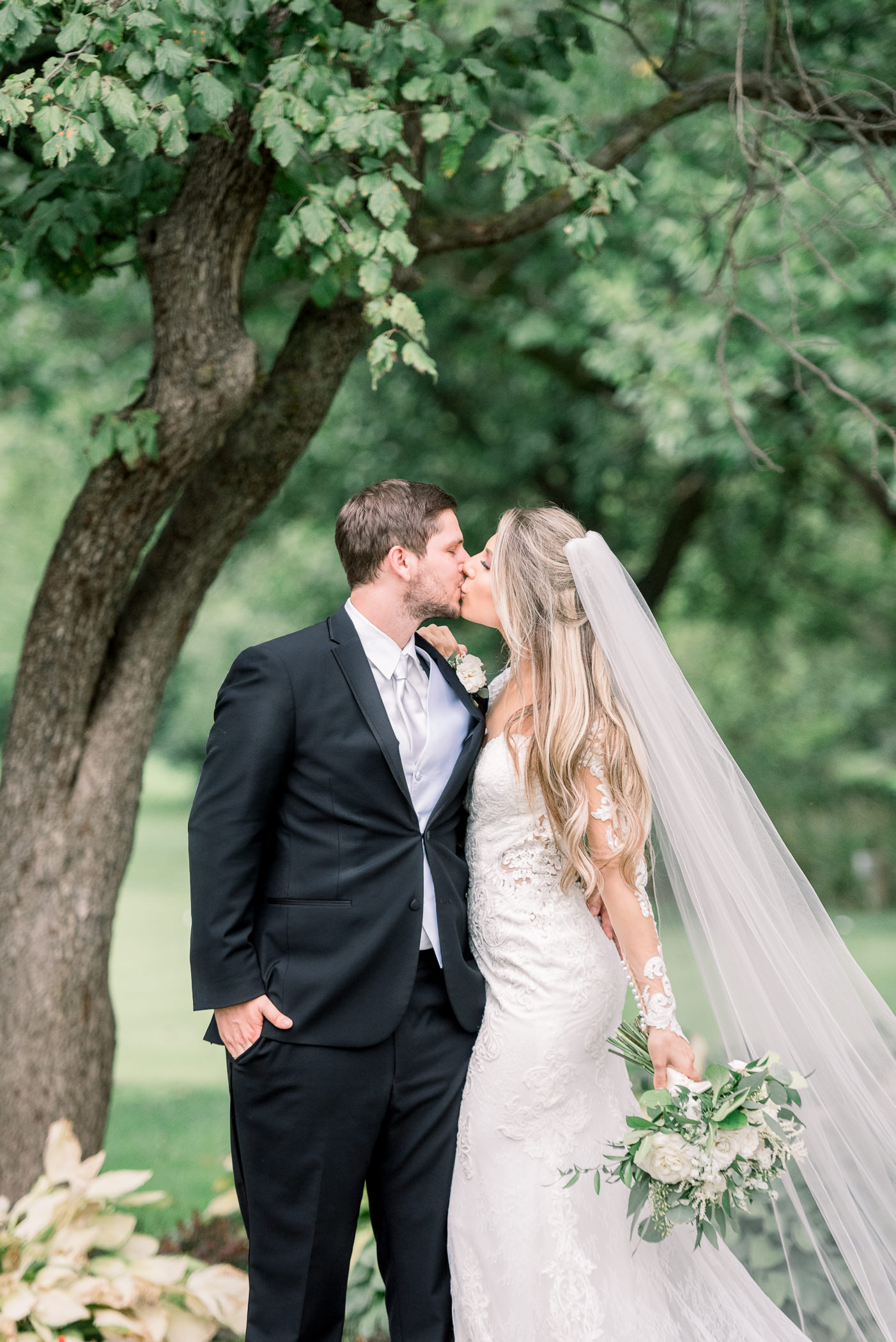 Itasca Country Club Wedding Photographers