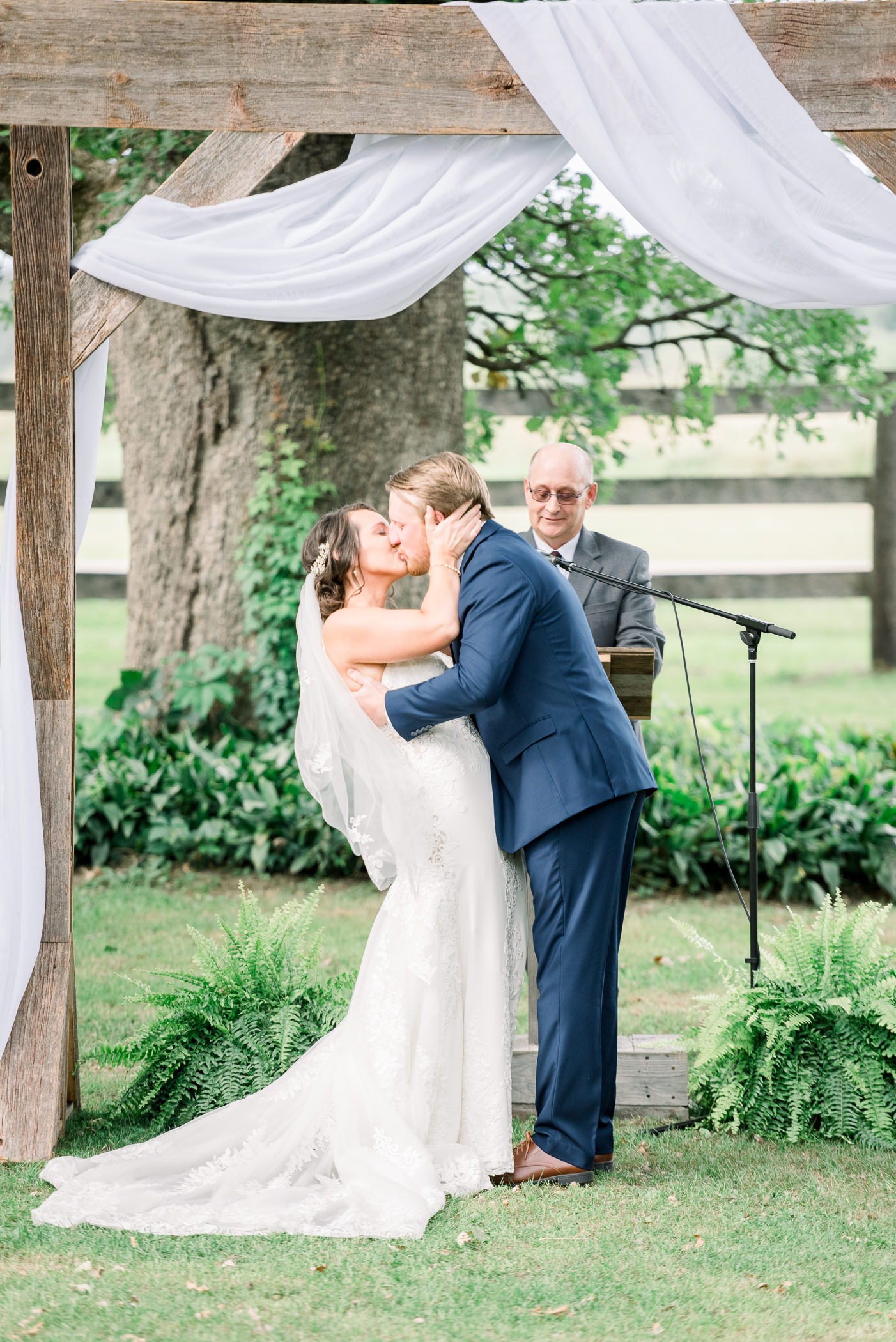 Sugarland Barn Wedding Photographers