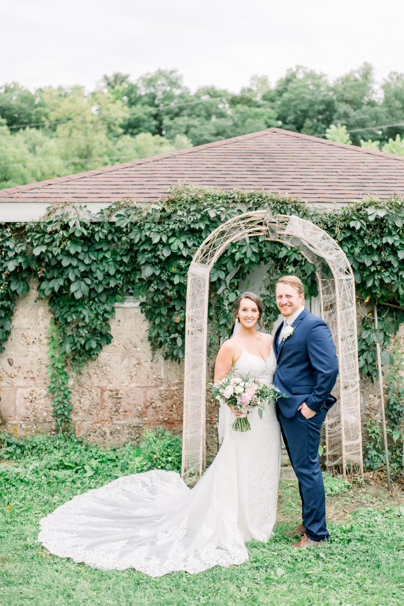 Sugarland Barn Wedding Photographers