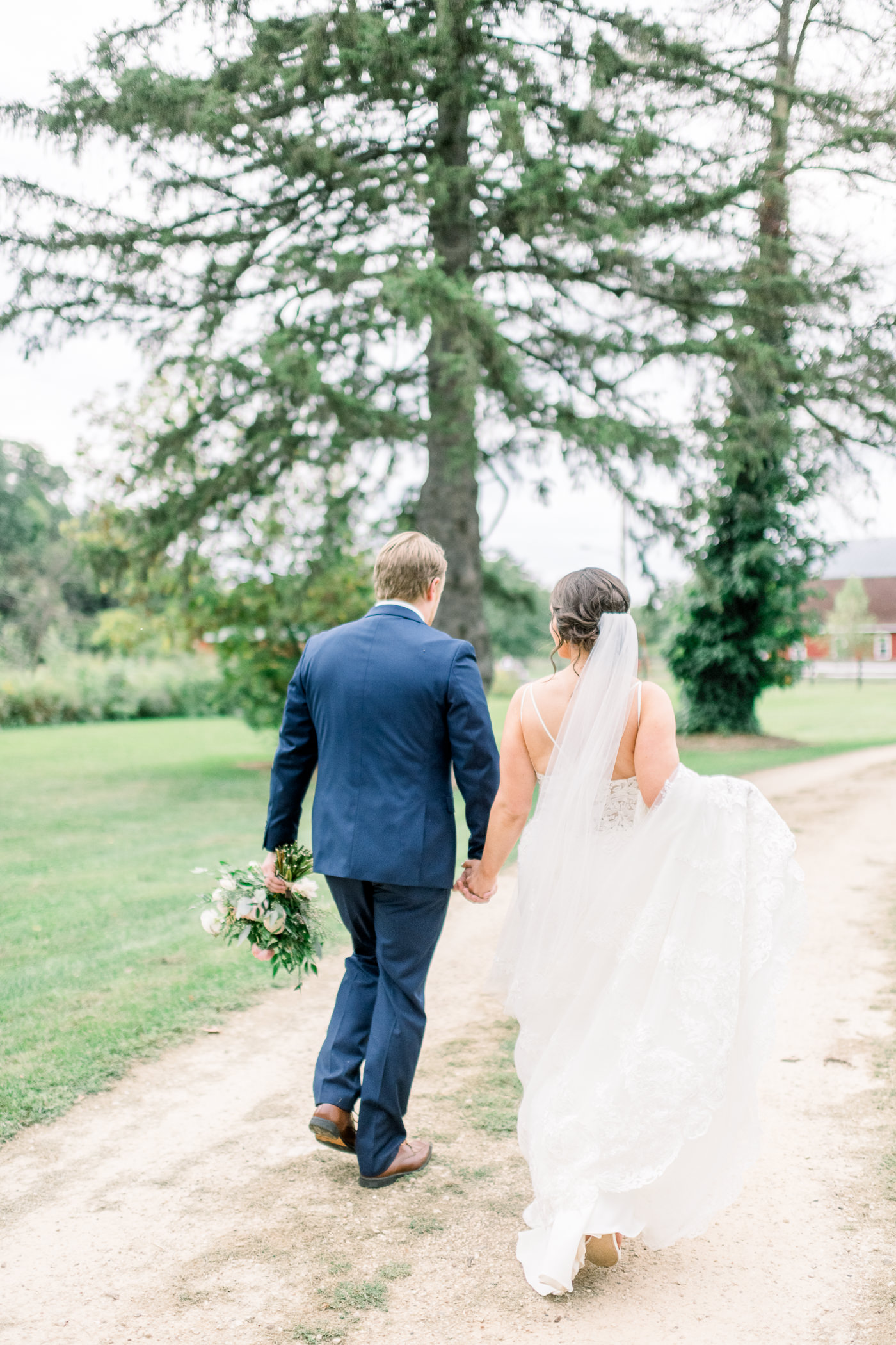 Sugarland Barn Wedding Photographers