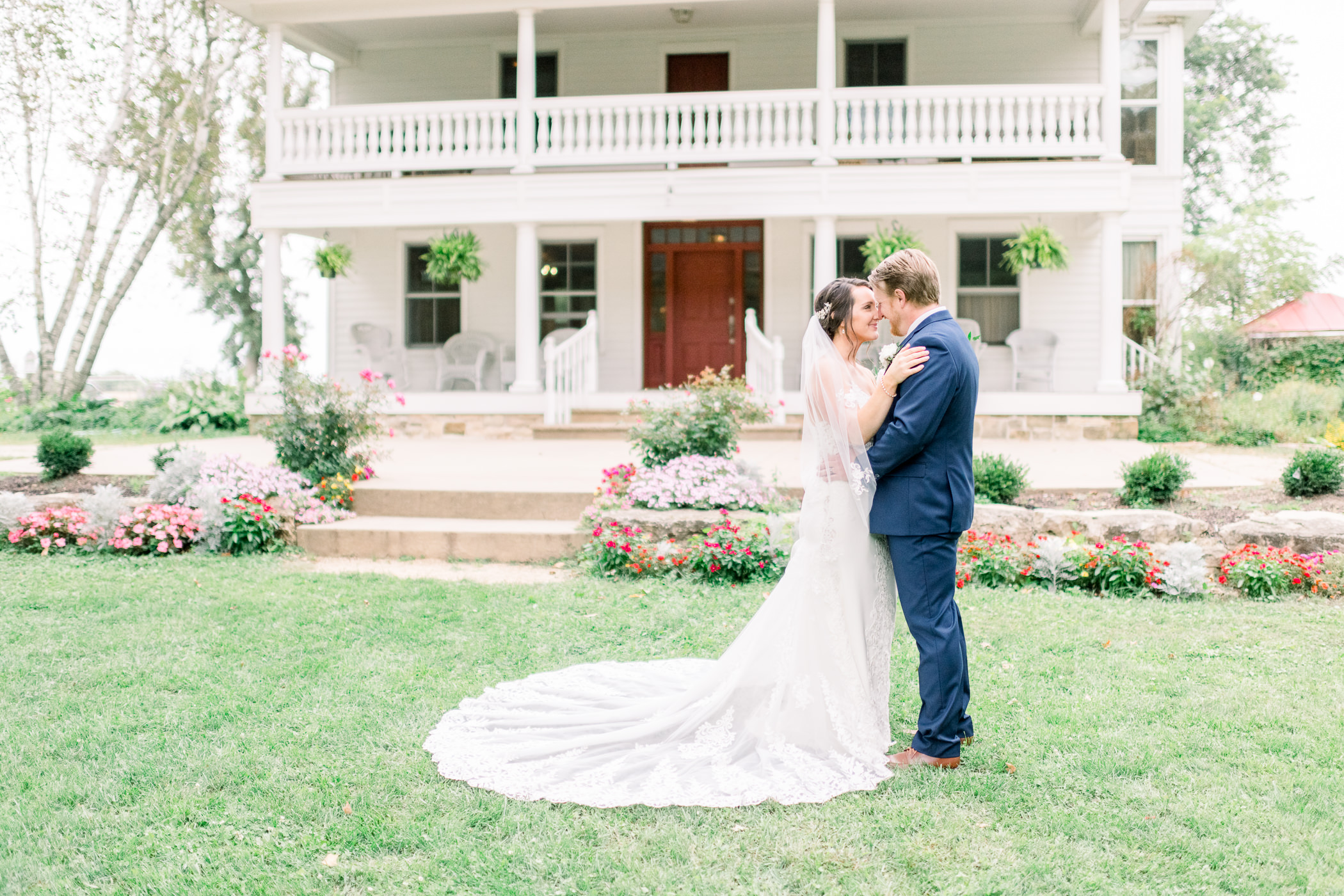 Sugarland Barn Wedding Photographers