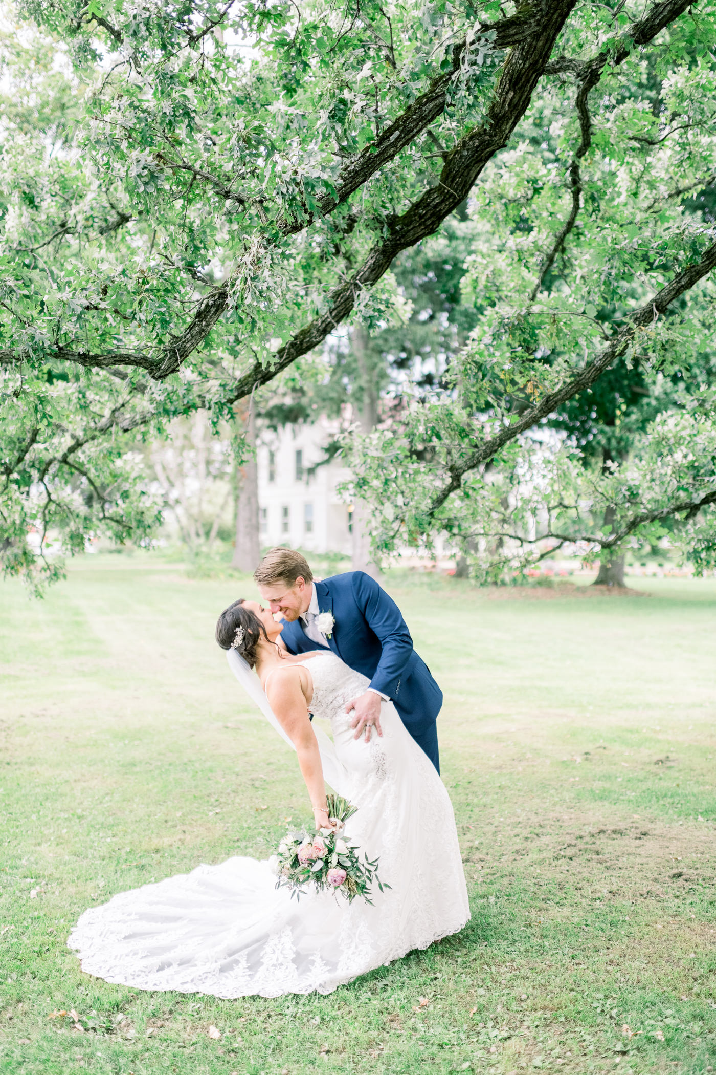 Sugarland Barn Wedding Photographers