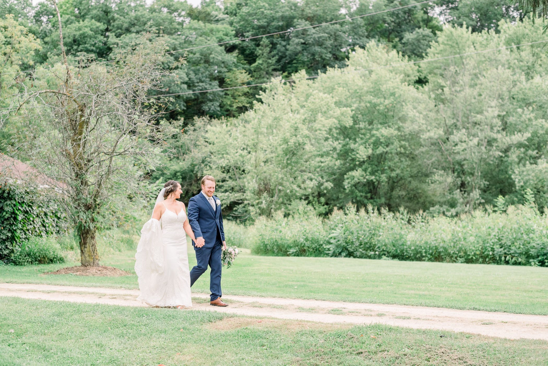 Sugarland Barn Wedding Photographers