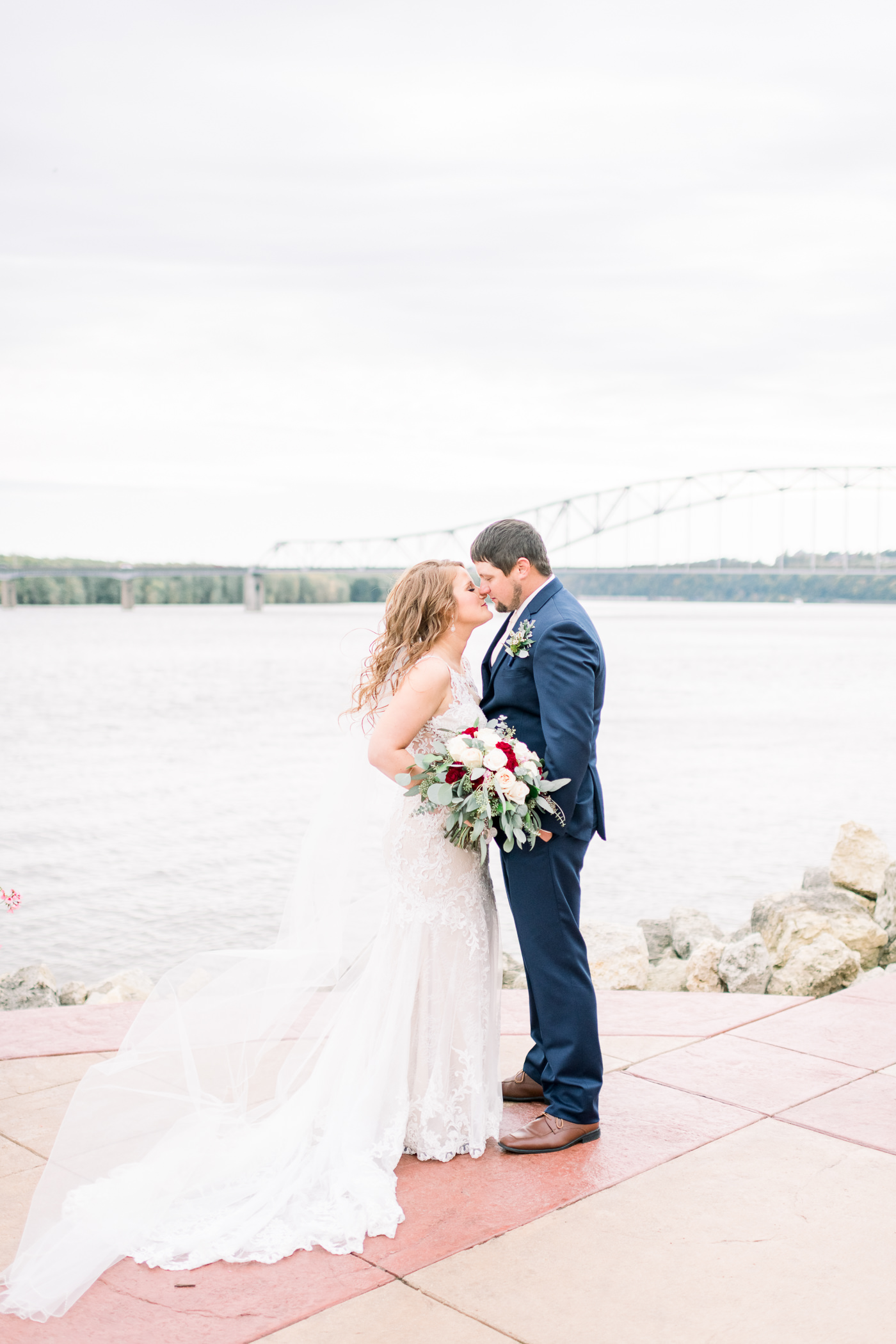 Grand River Center Wedding Photographer