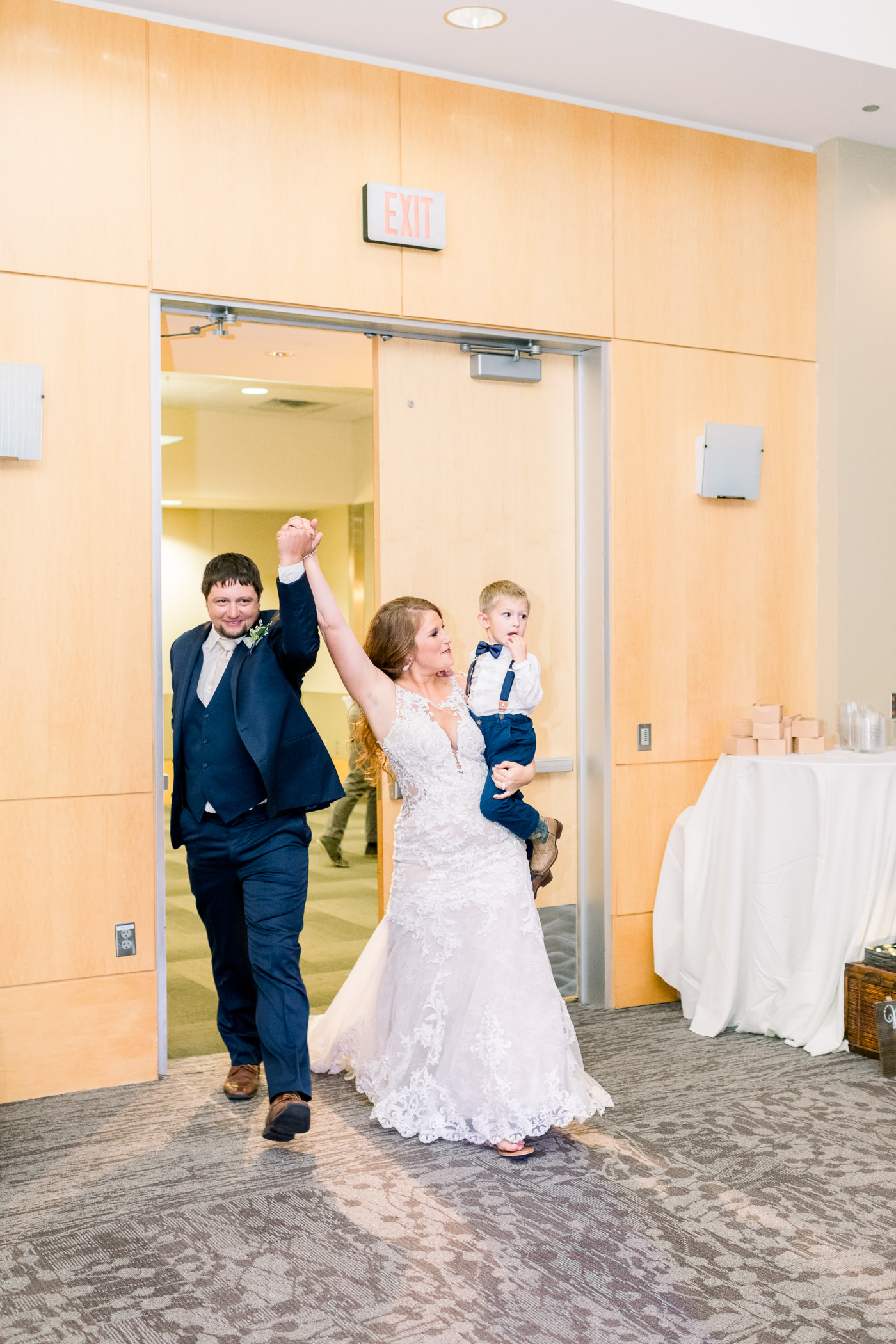 Grand River Center Wedding Photographer