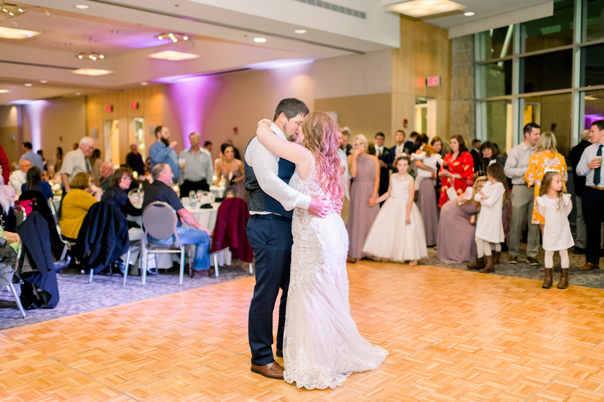 Grand River Center Wedding Photographer