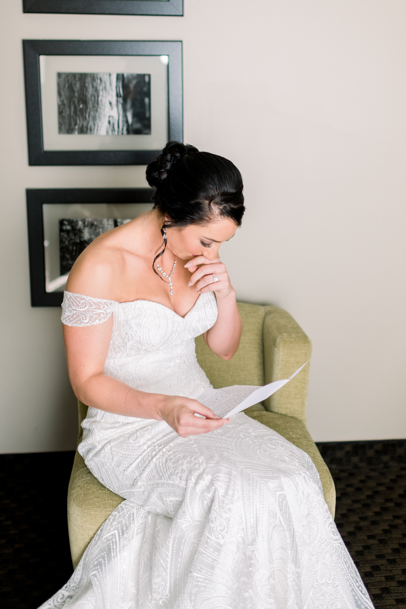 The Hyatt Regency Green Bay, WI Wedding Photographers