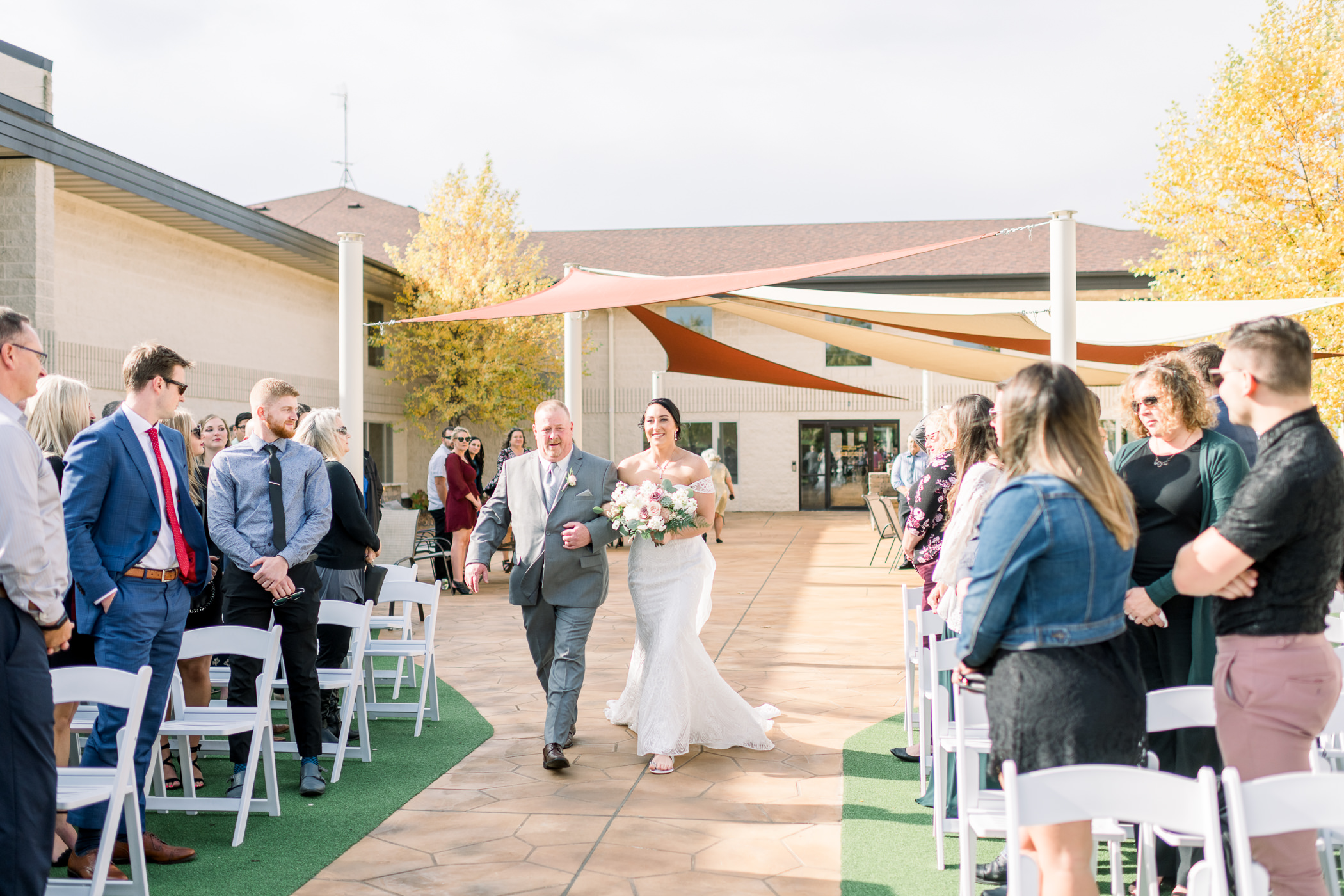 The Hyatt Regency Green Bay, WI Wedding Photographers