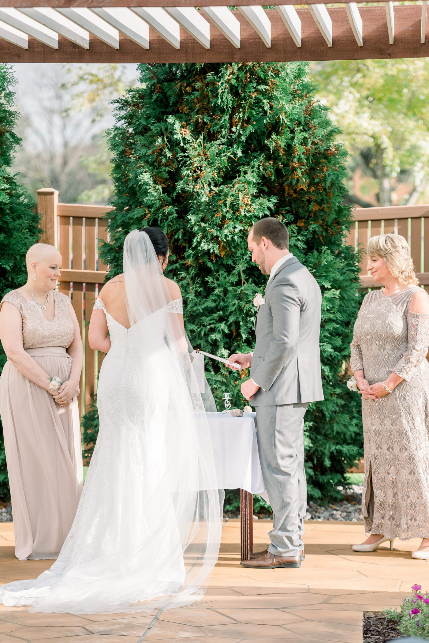 The Hyatt Regency Green Bay, WI Wedding Photographers