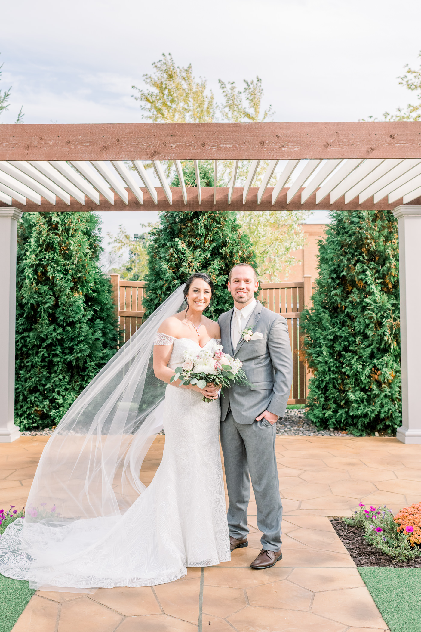 The Hyatt Regency Green Bay, WI Wedding Photographers