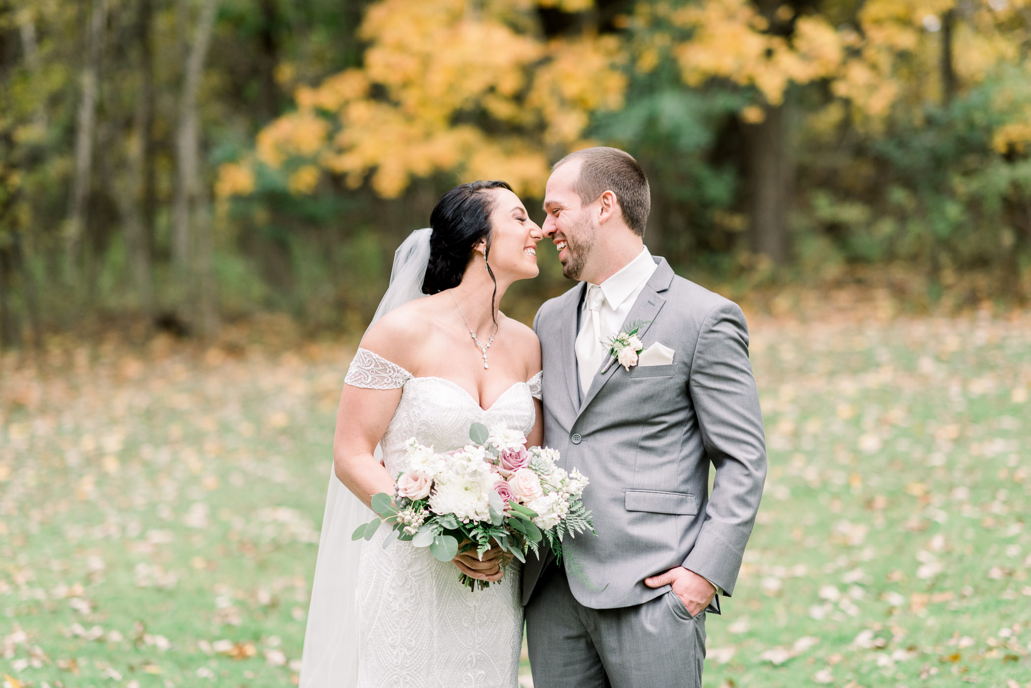 The Hyatt Regency Green Bay, WI Wedding Photographers