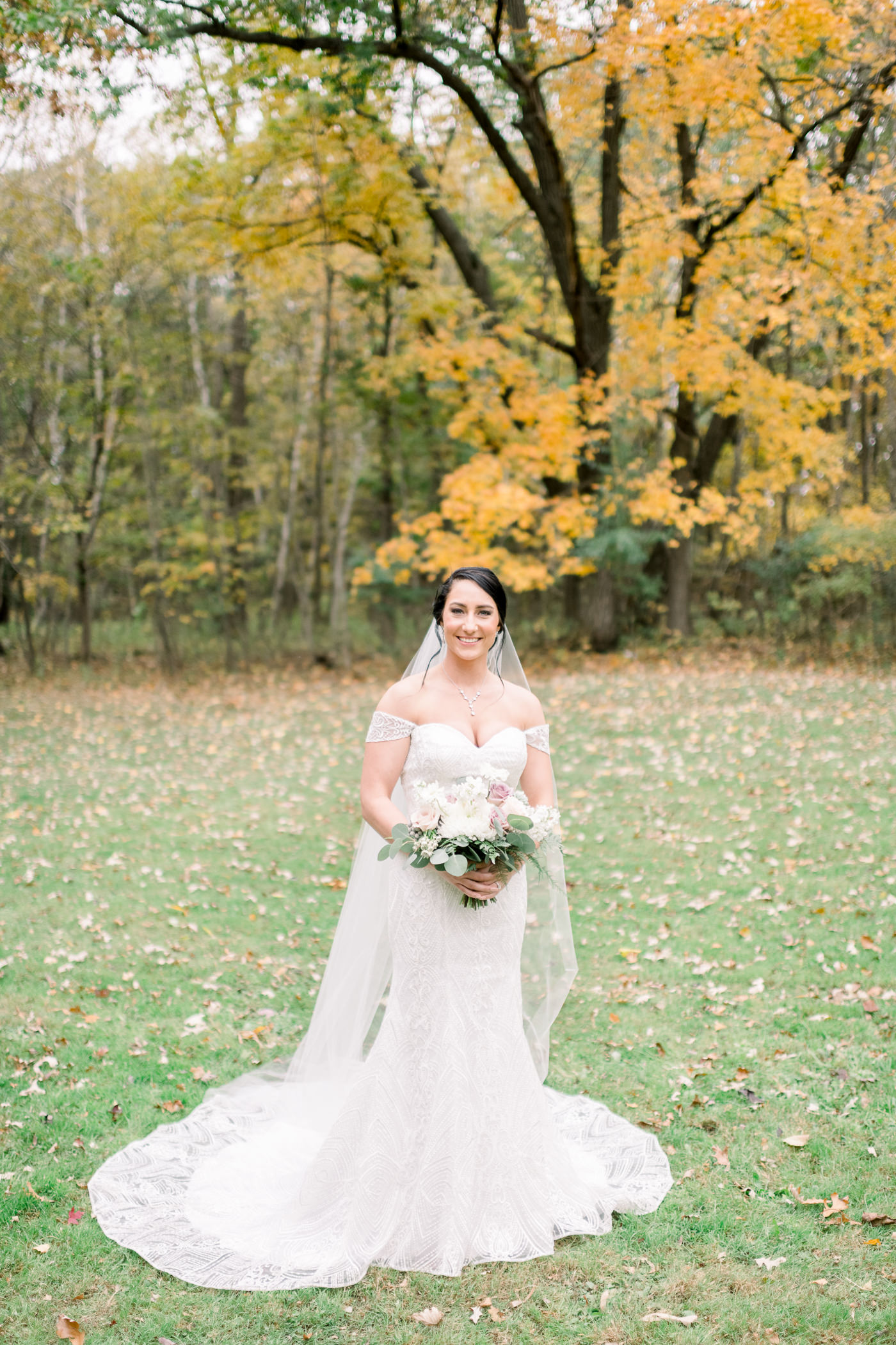 The Hyatt Regency Green Bay, WI Wedding Photographers