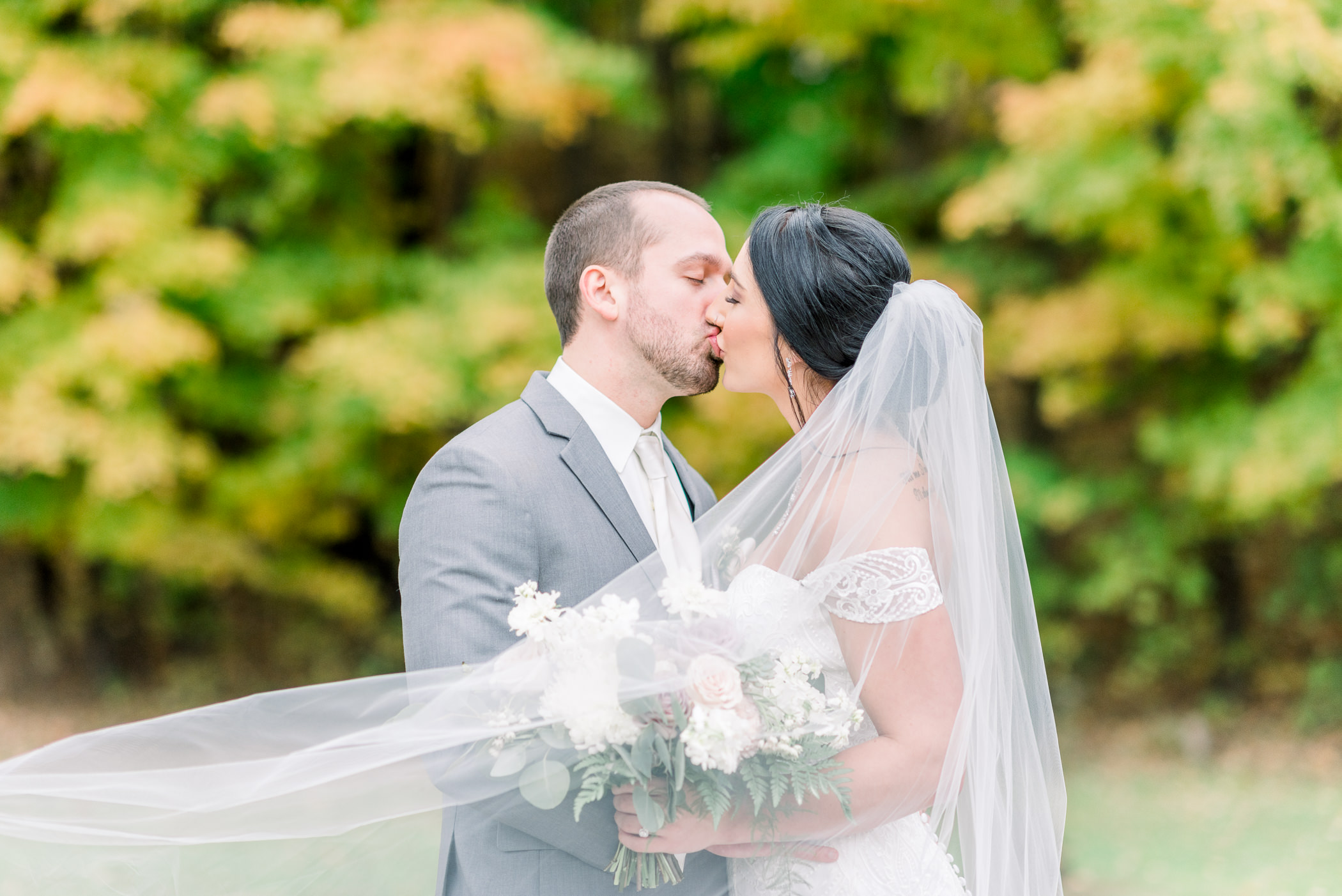 The Hyatt Regency Green Bay, WI Wedding Photographers