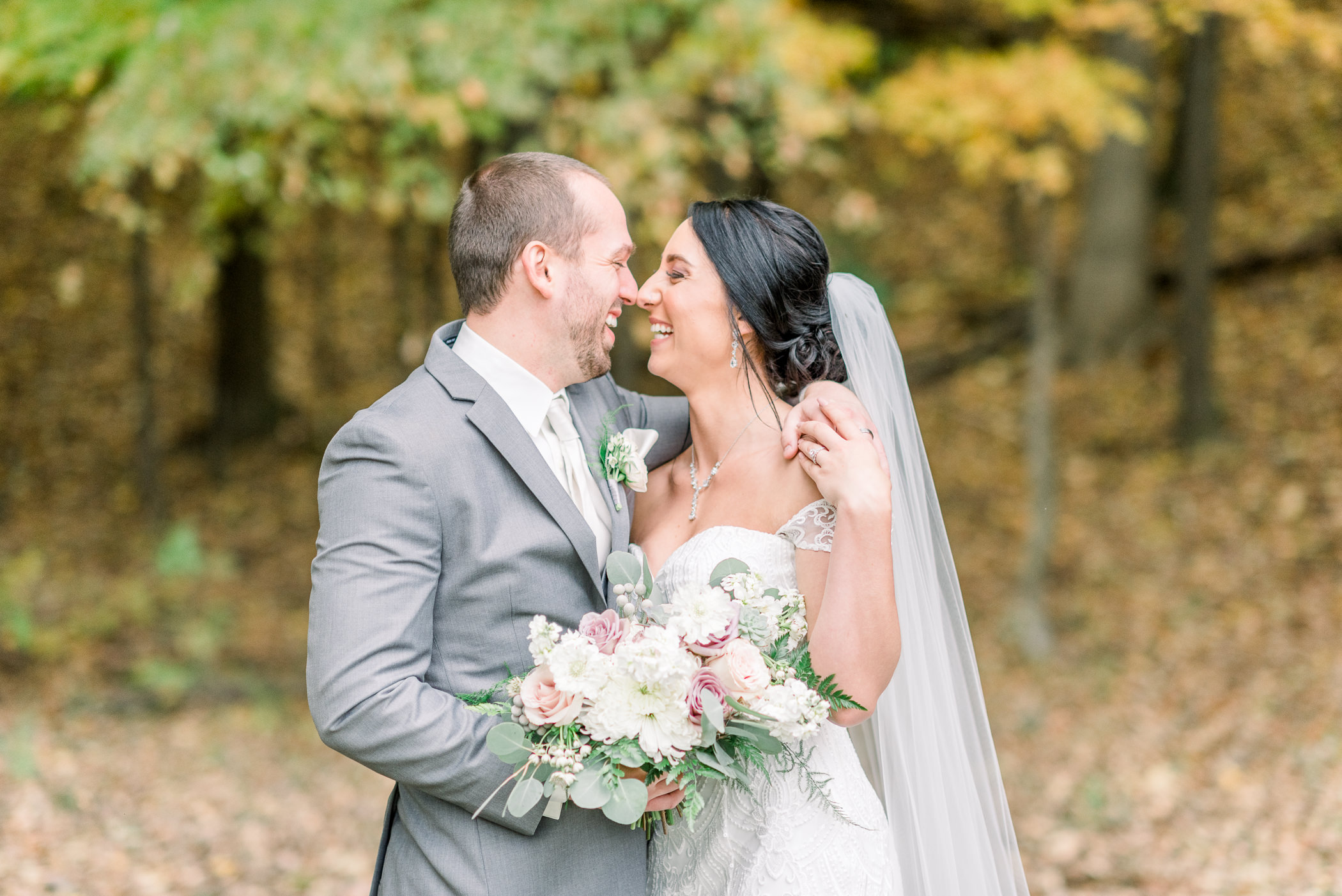 The Hyatt Regency Green Bay, WI Wedding Photographers