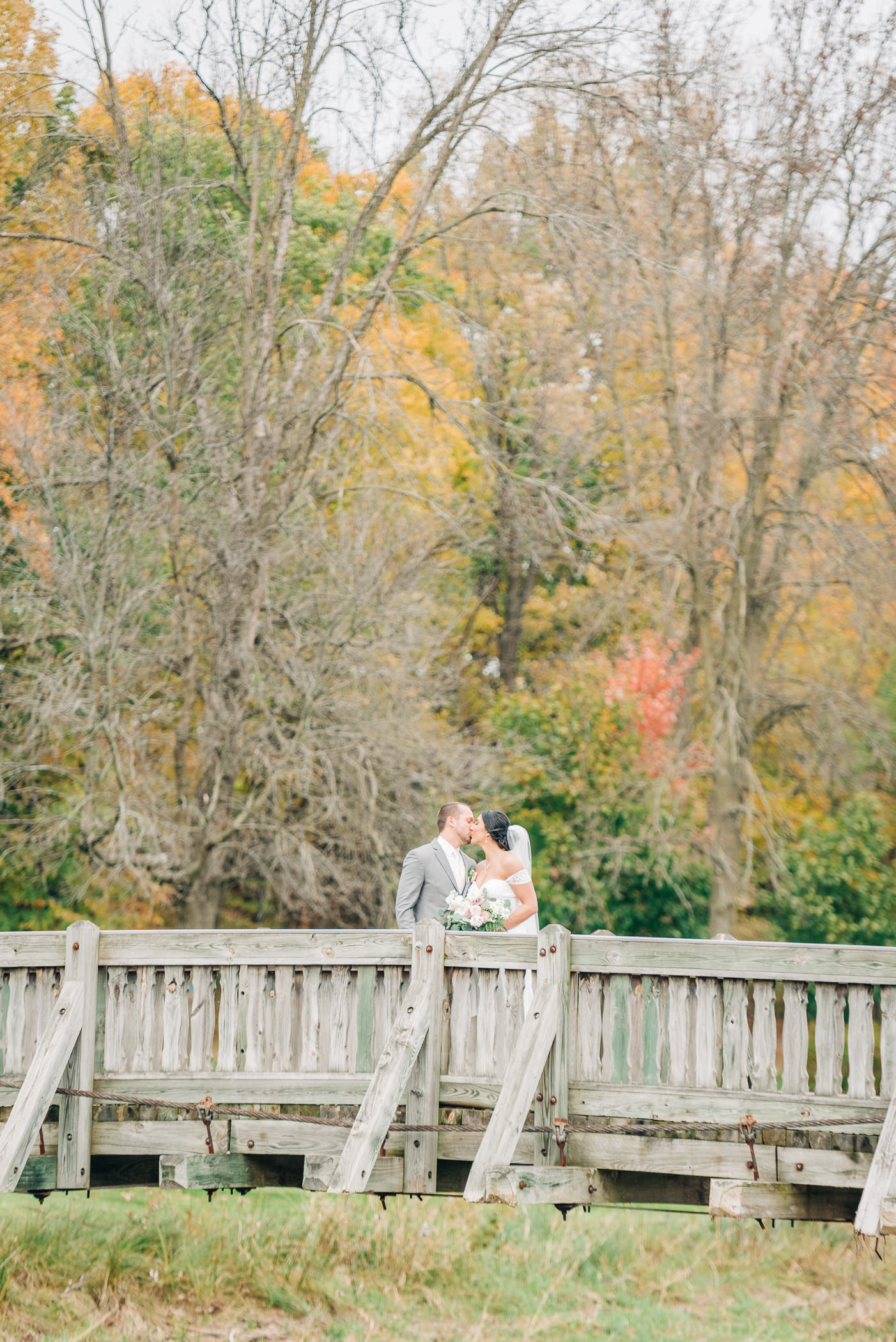 The Hyatt Regency Green Bay, WI Wedding Photographers