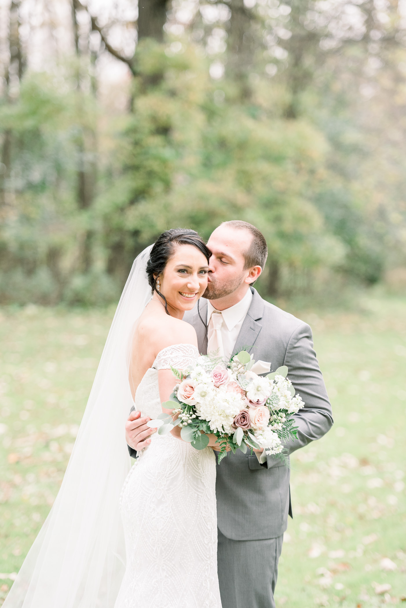 The Hyatt Regency Green Bay, WI Wedding Photographers