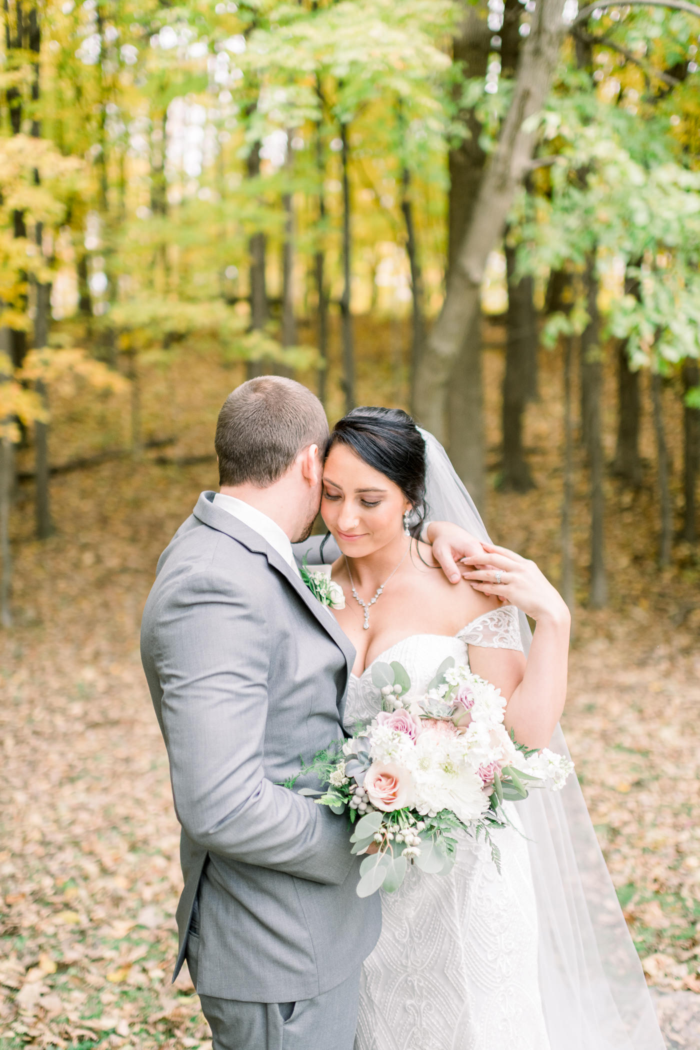 The Hyatt Regency Green Bay, WI Wedding Photographers