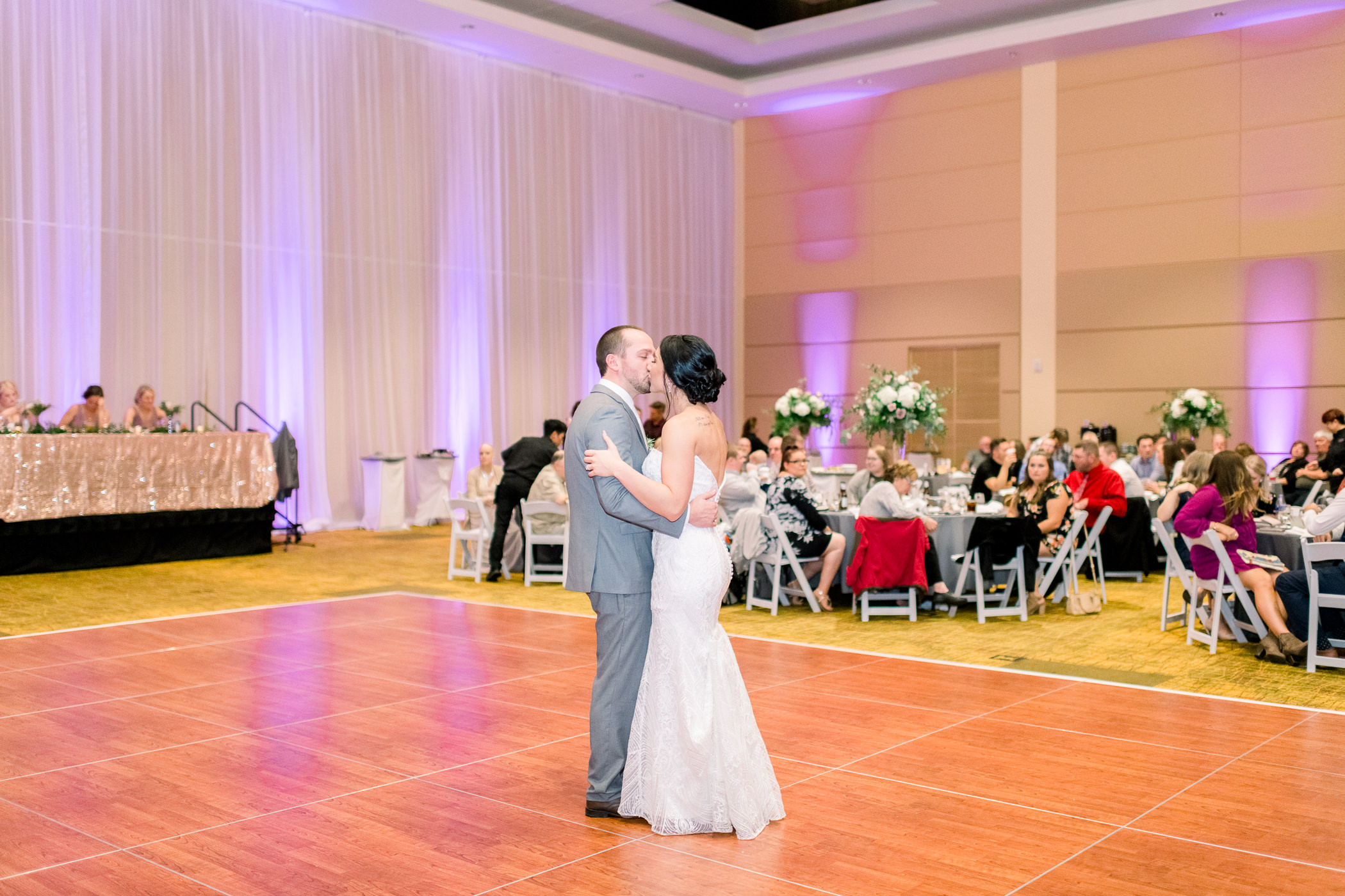 The Hyatt Regency Green Bay, WI Wedding Photographers