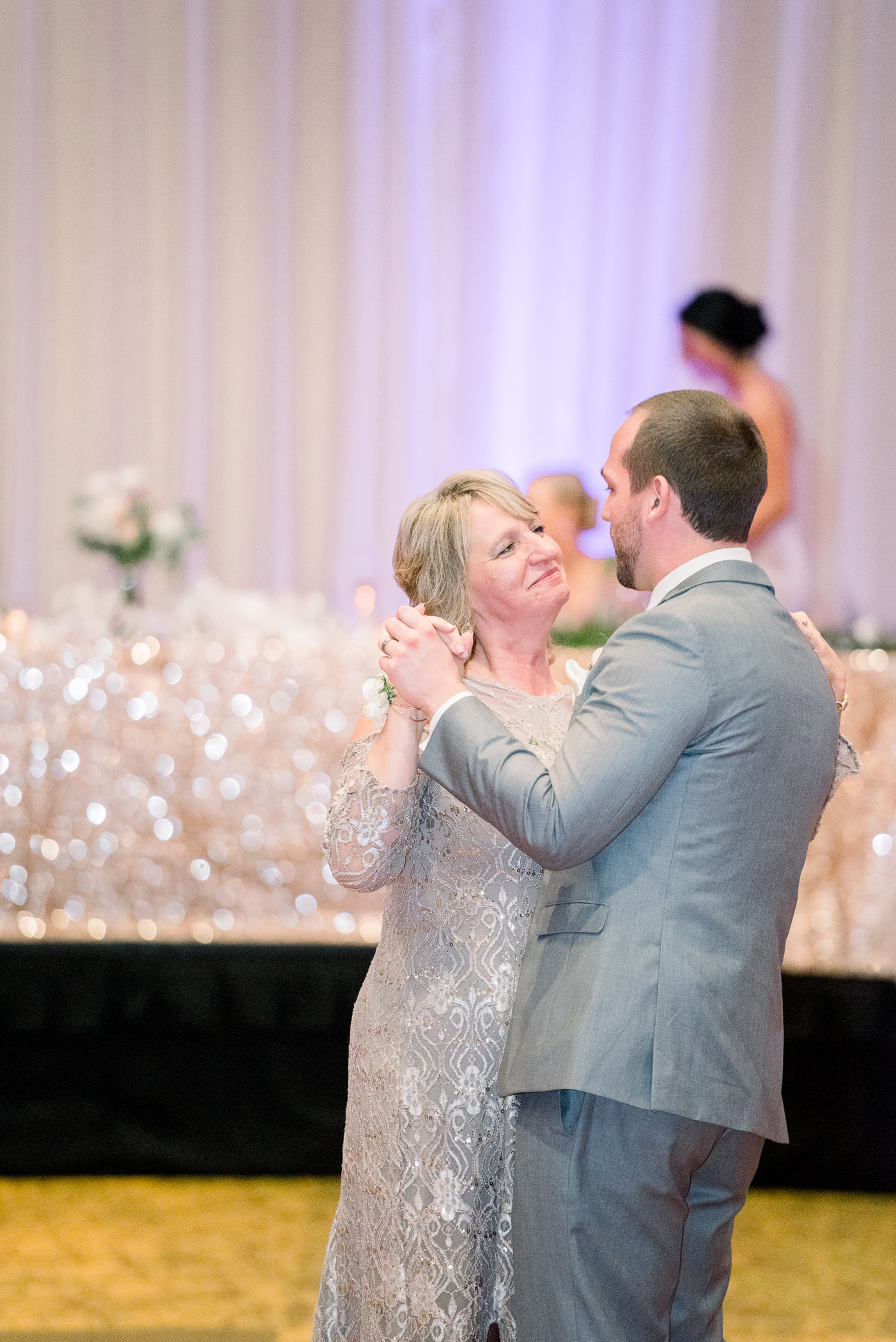 The Hyatt Regency Green Bay, WI Wedding Photographers