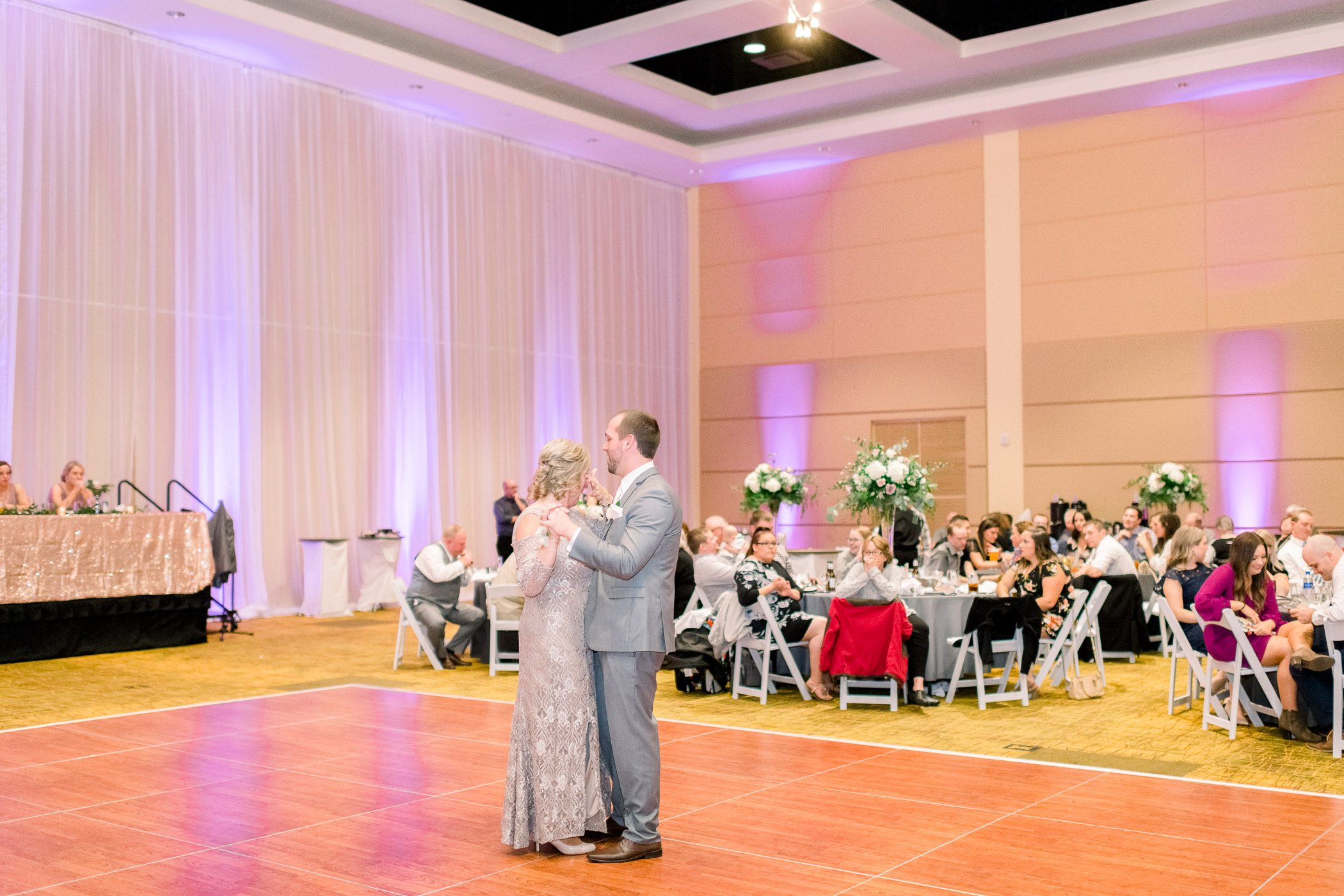 The Hyatt Regency Green Bay, WI Wedding Photographers