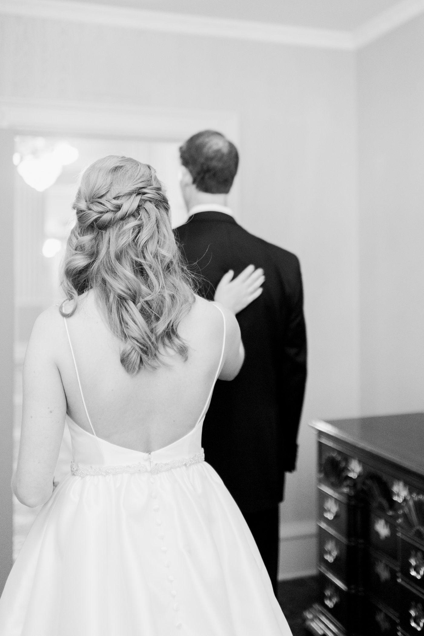 Pfister Hotel Wedding Photographers - Larissa Marie Photography