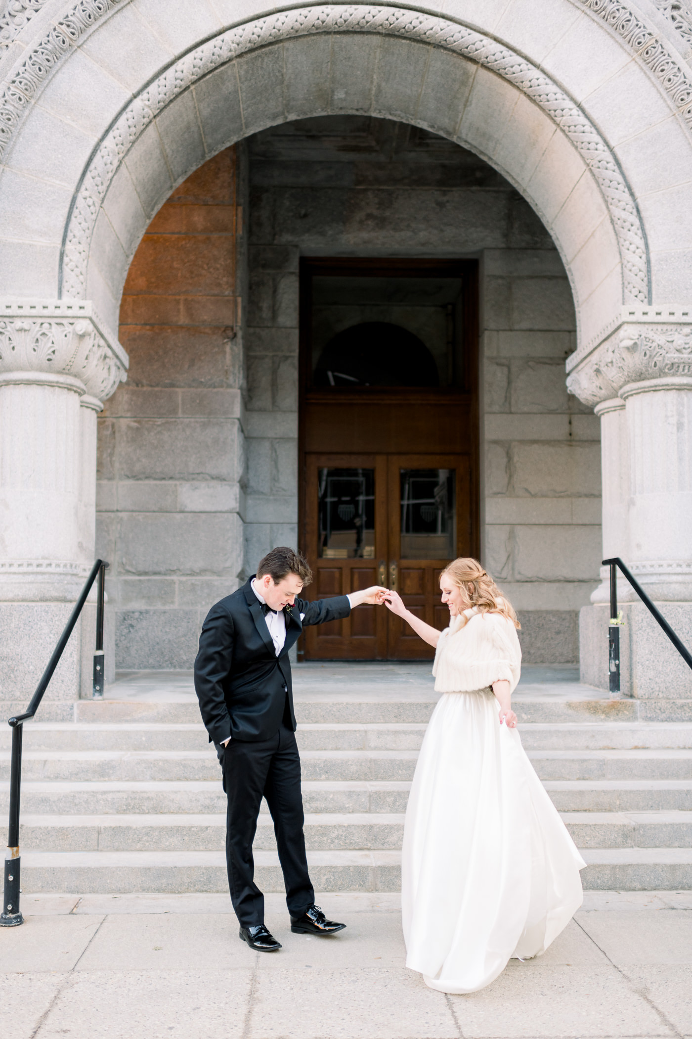 Pfister Hotel Wedding Photographers - Larissa Marie Photography