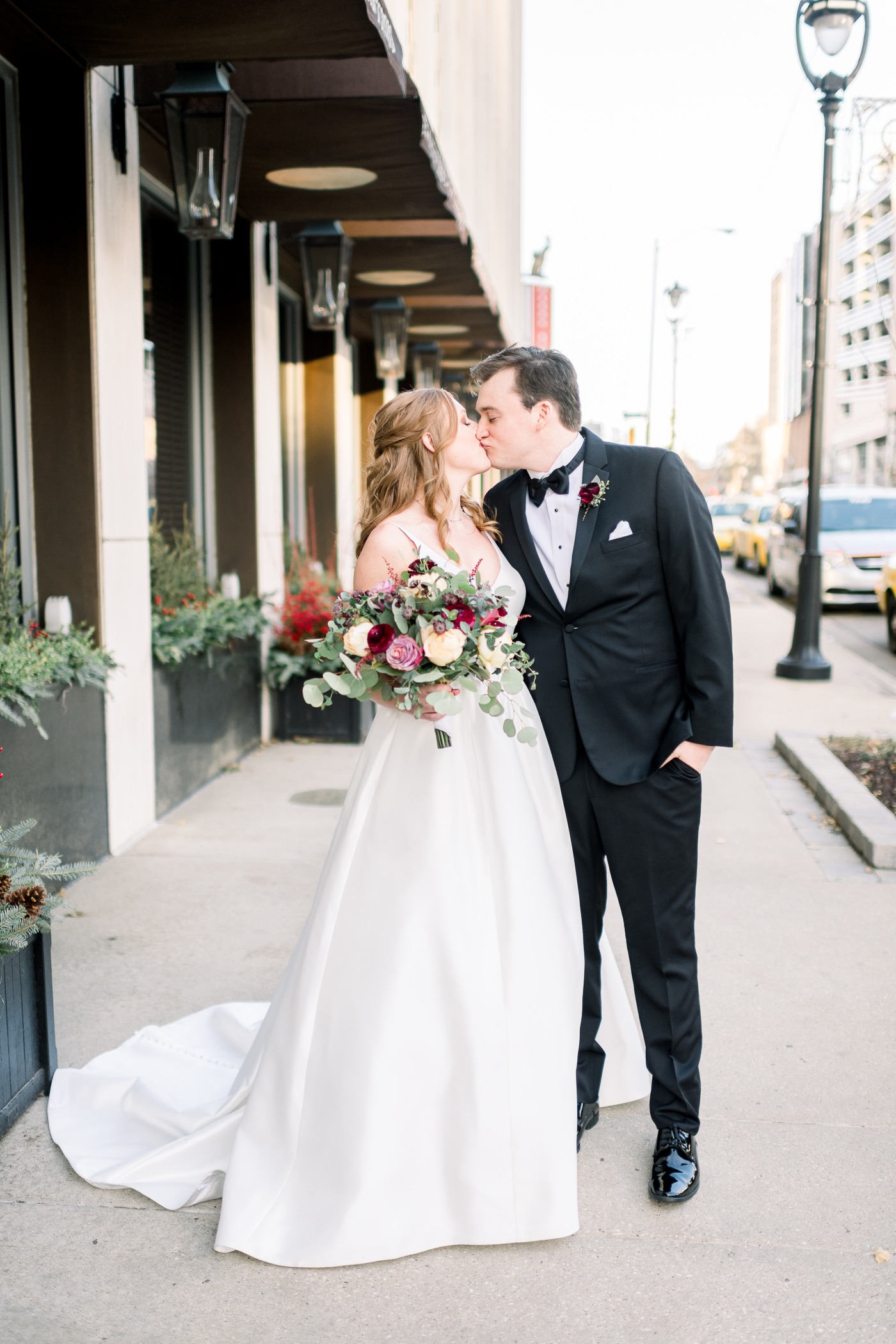 Pfister Hotel Wedding Photographers - Larissa Marie Photography