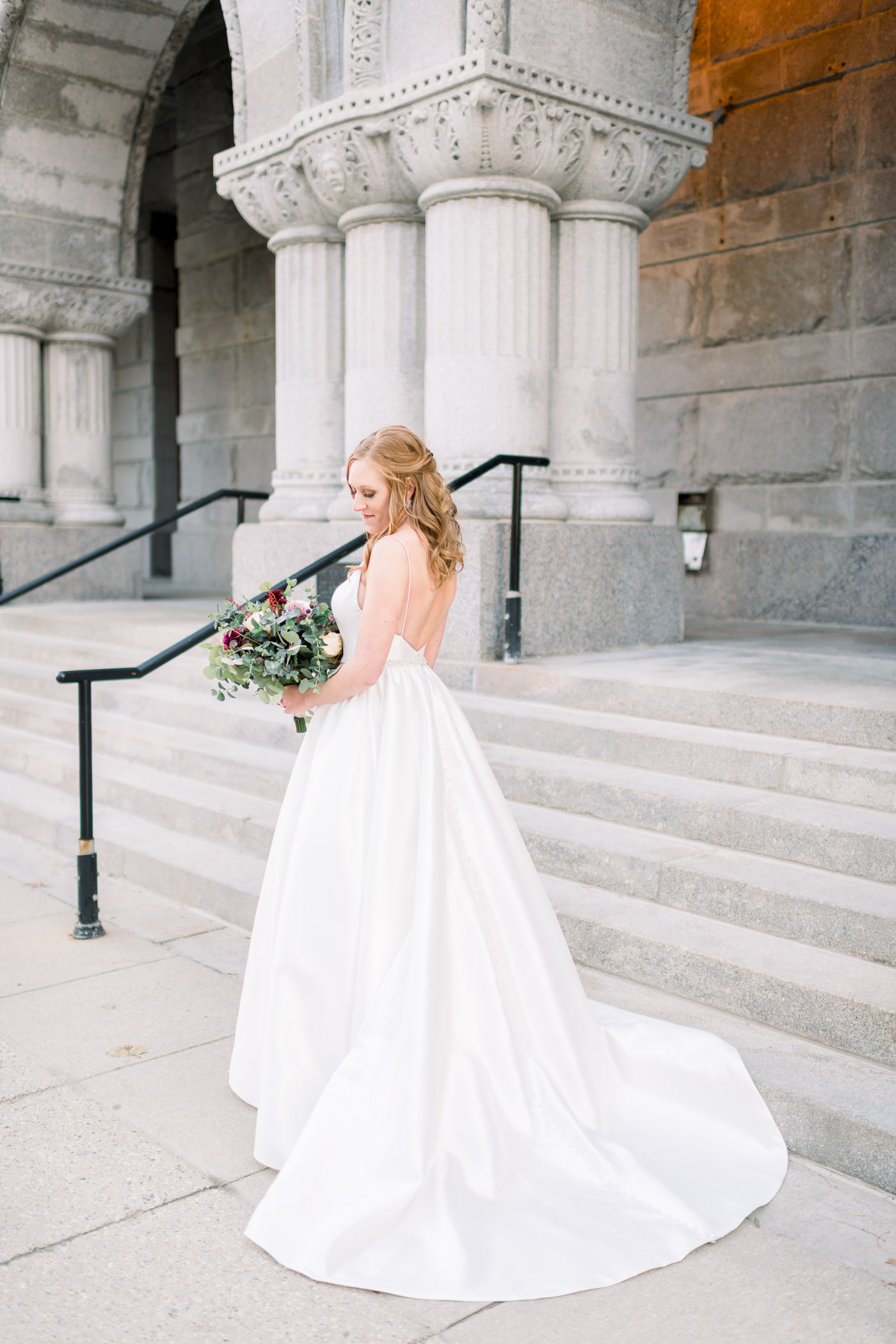 Pfister Hotel Wedding Photographers - Larissa Marie Photography